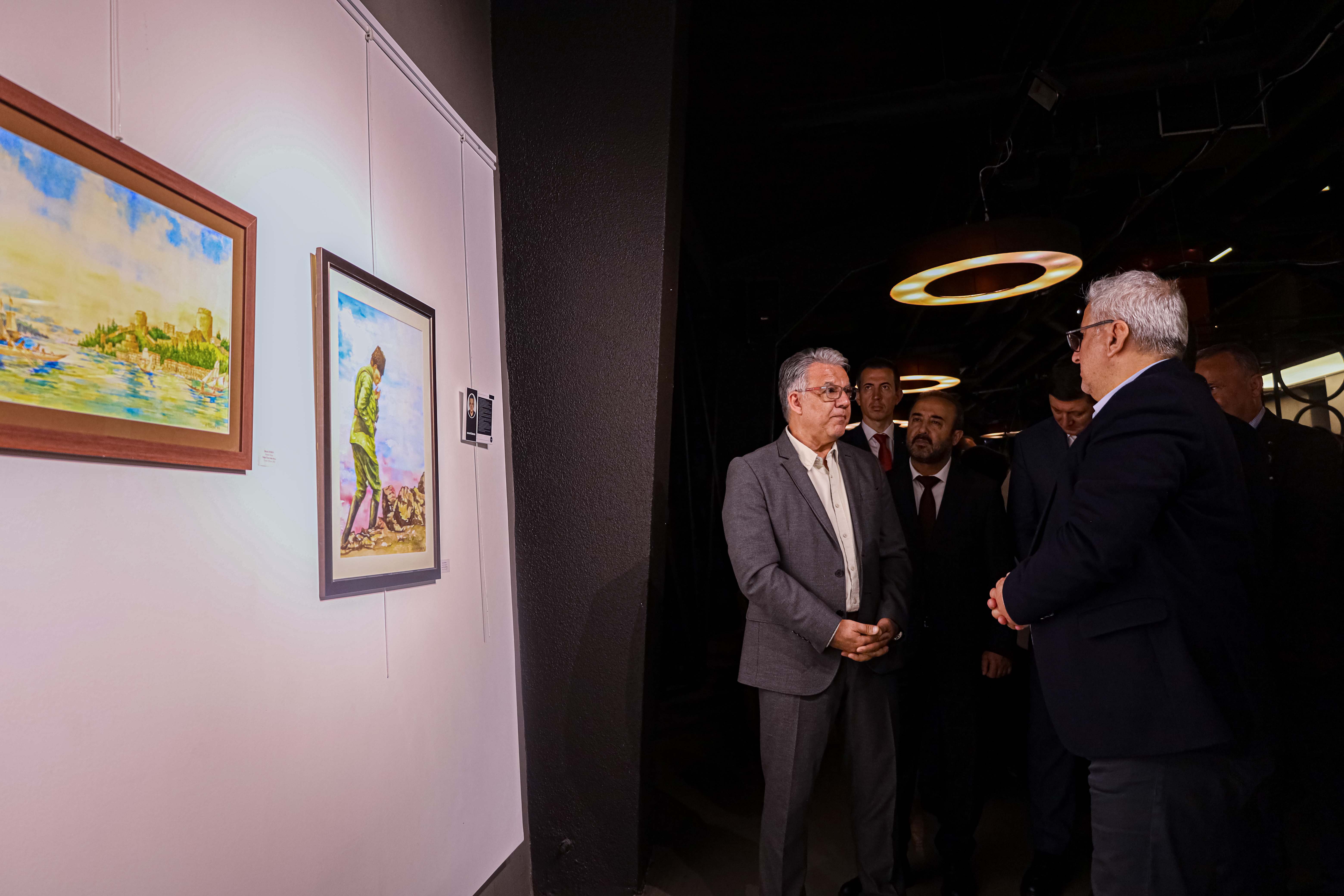 Öğretmenler Günü’ne özel resim sergisi OSM’de kapılarını açtı