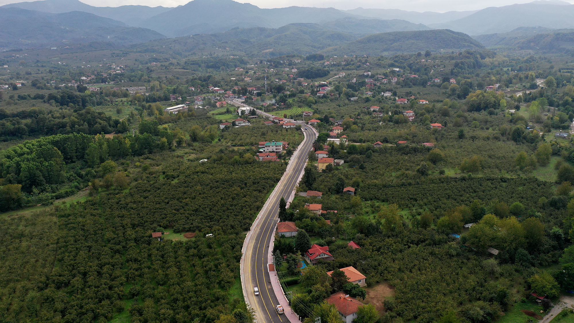 Büyükşehir Mesudiye’yi tablo gibi işledi: Karapürçek’in ulaşım hattında yepyeni bir sayfa