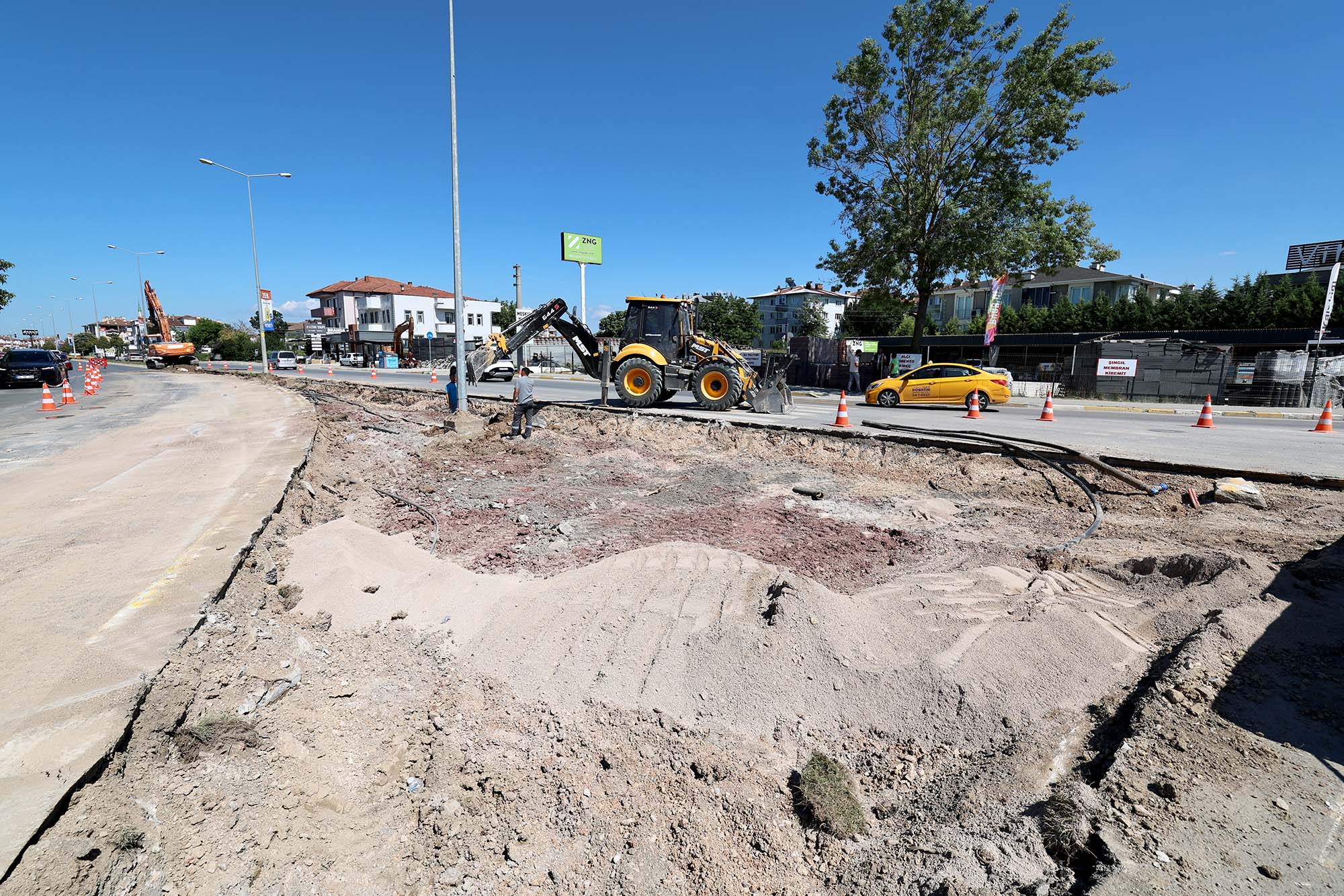 Büyükşehir, Eski Kipa Kavşağı’nı yeni duble yol bağlantısına hazırlıyor