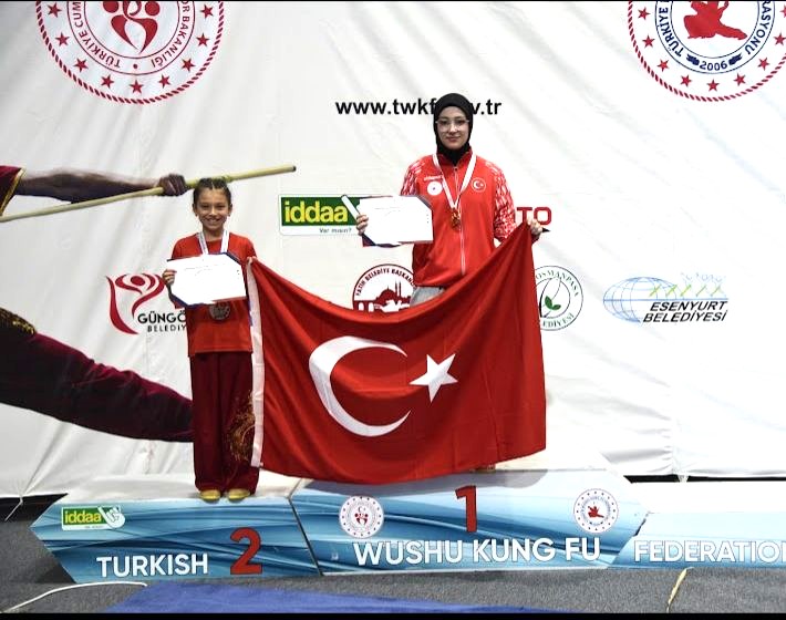 Büyükşehir’in ‘wushu kung fu’ takımından tarihi başarı: Madalya yağmuruna tuttular…