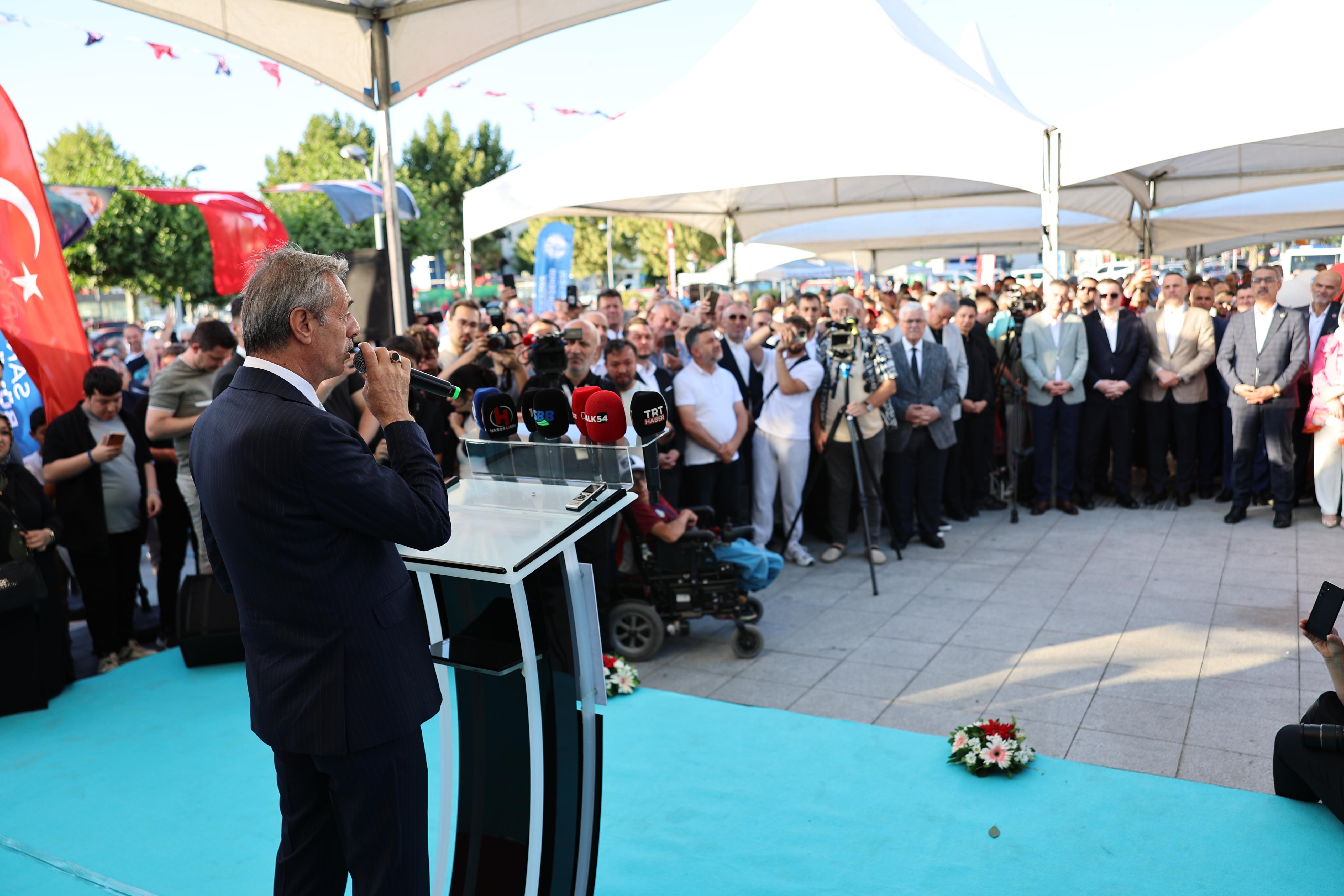 Metrobüsler Yusuf Alemdar’ın söz verdiği tarihte Sakarya yollarında