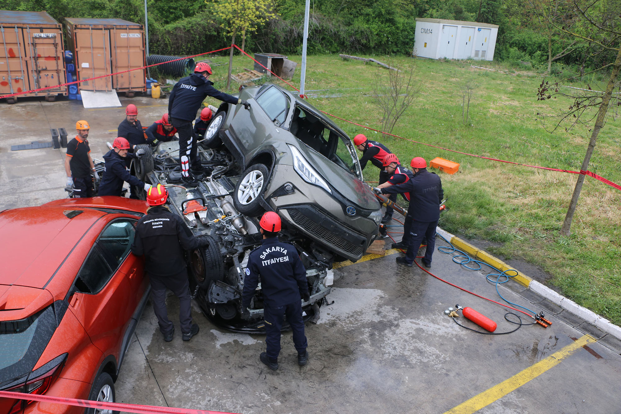 Sakarya’nın kahraman itfaiyecileri 10 ayda 11 bin 595 olaya müdahale etti