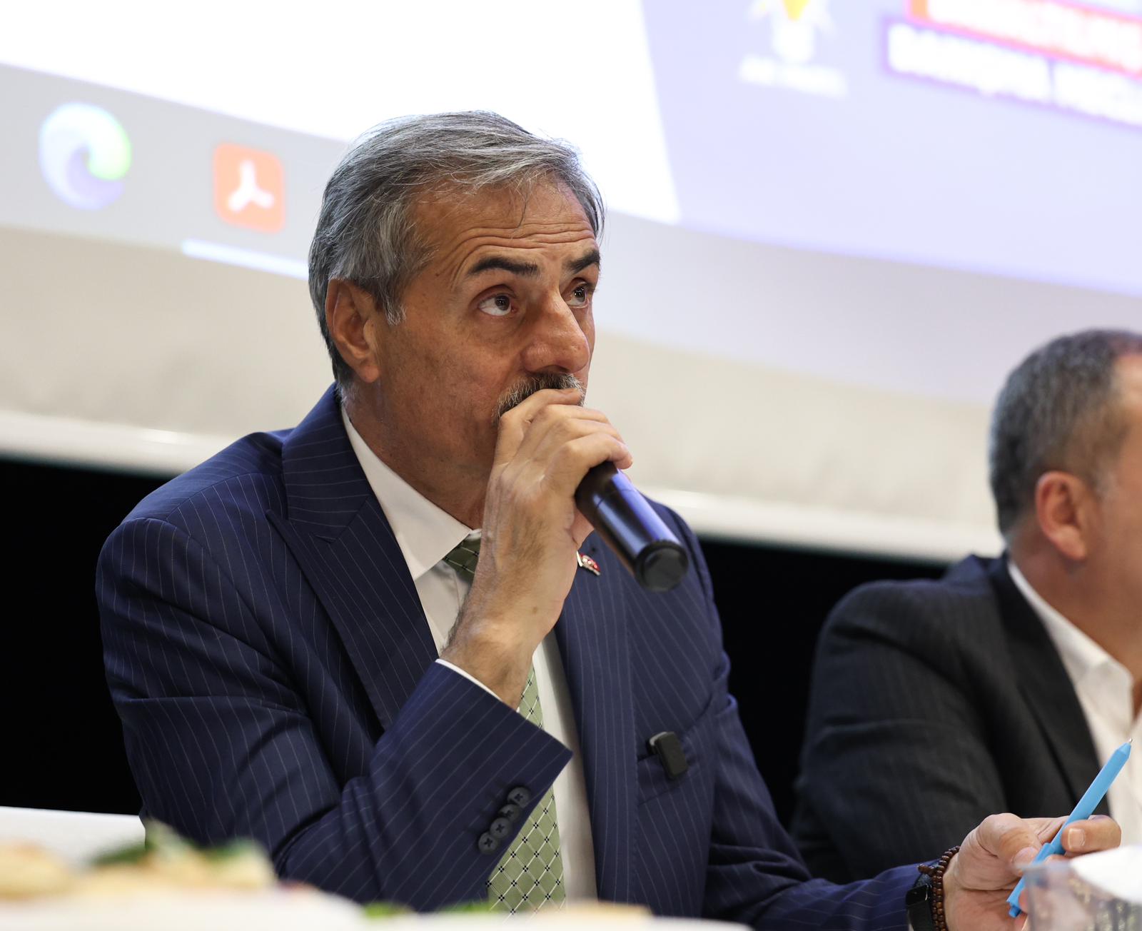 “Her anımızı şehrimizin geleceği ve insanımıza hizmet gündemiyle yaşıyoruz”