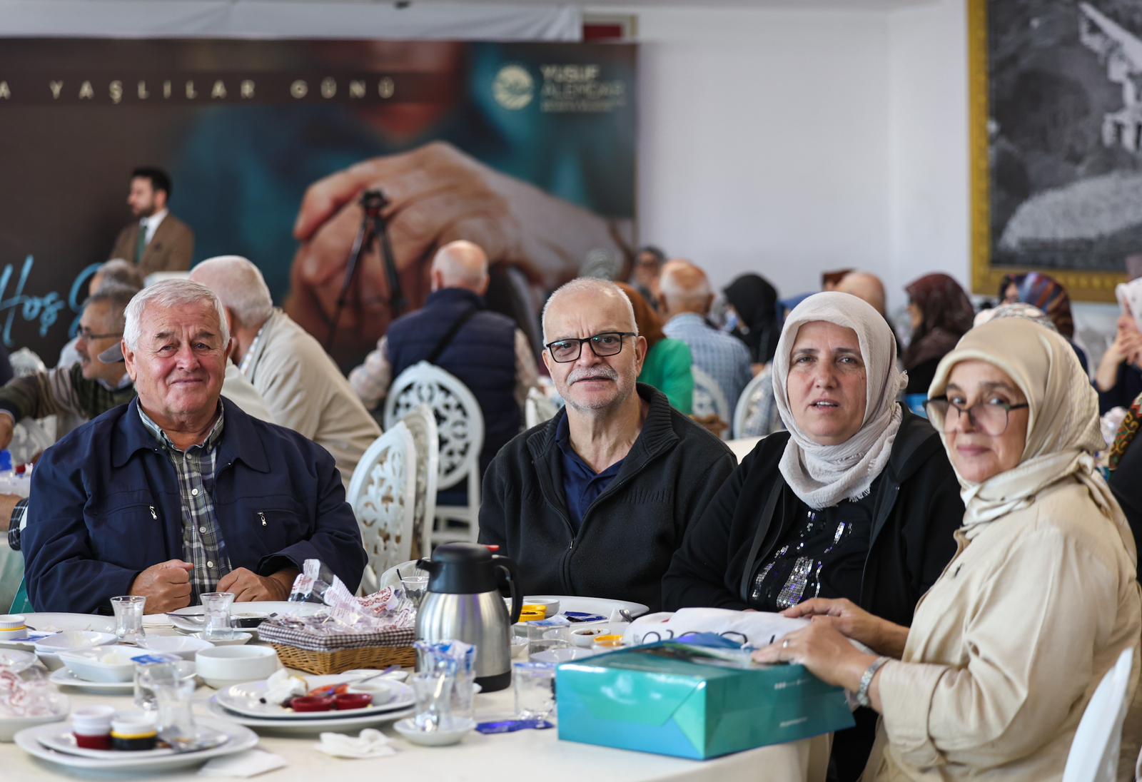 Hiçbir zaman yalnız değilsiniz ve biz de sizin duanızla güçlüyüz