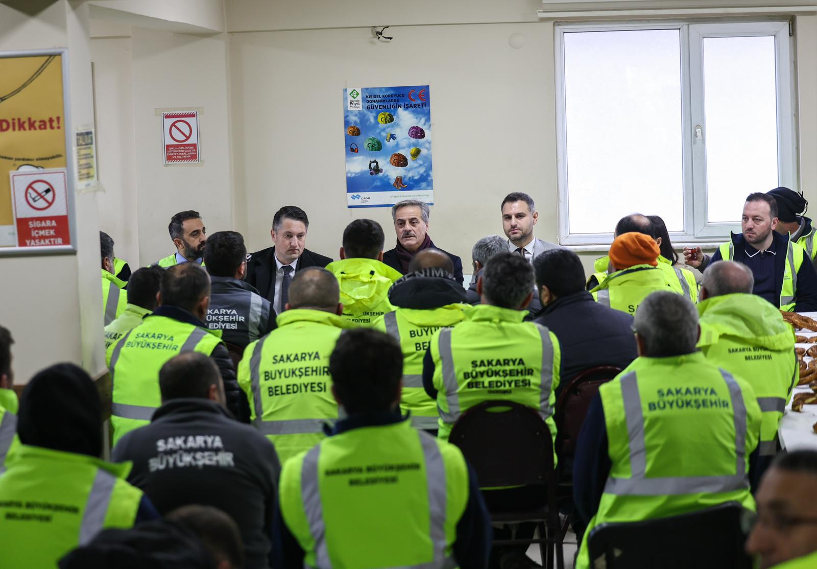 “Özverili çalışmalarınızla şehrin her noktasına ulaşıyoruz”