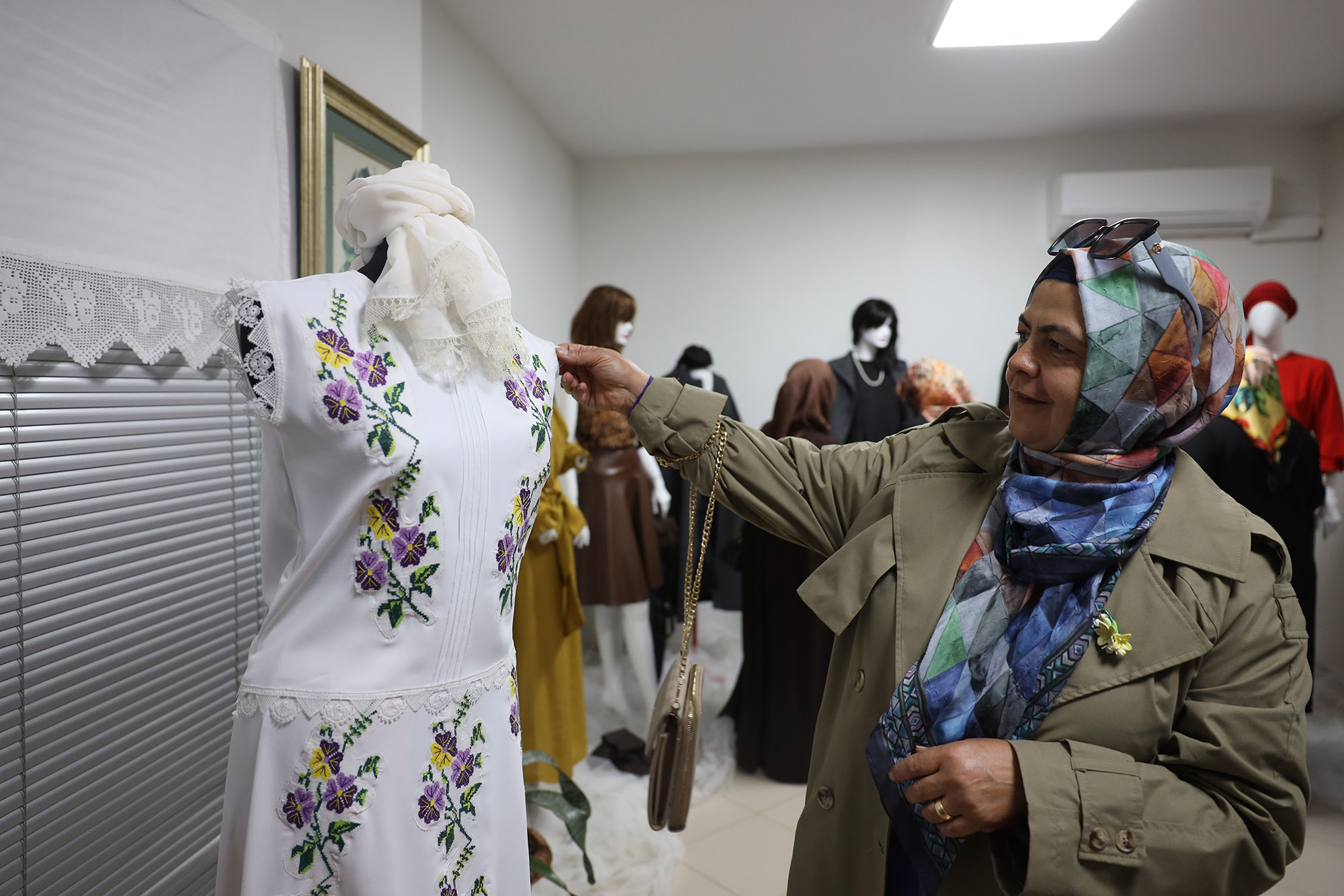 SAMEK yıl sonu sergileri Kocaali’de devam etti