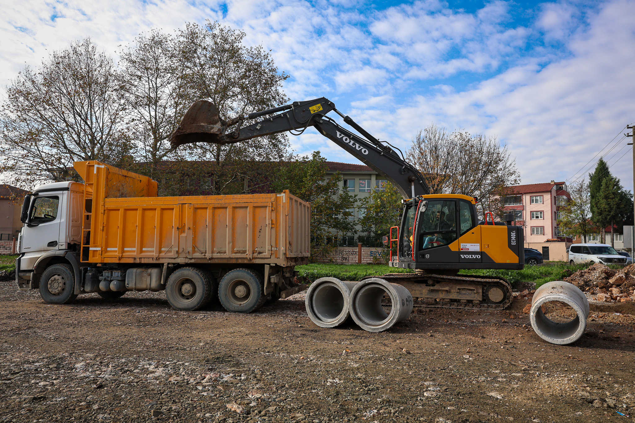 Alparslan Türkeş Caddesi’nde duble yol öncesi altyapı güçlendiriliyor
