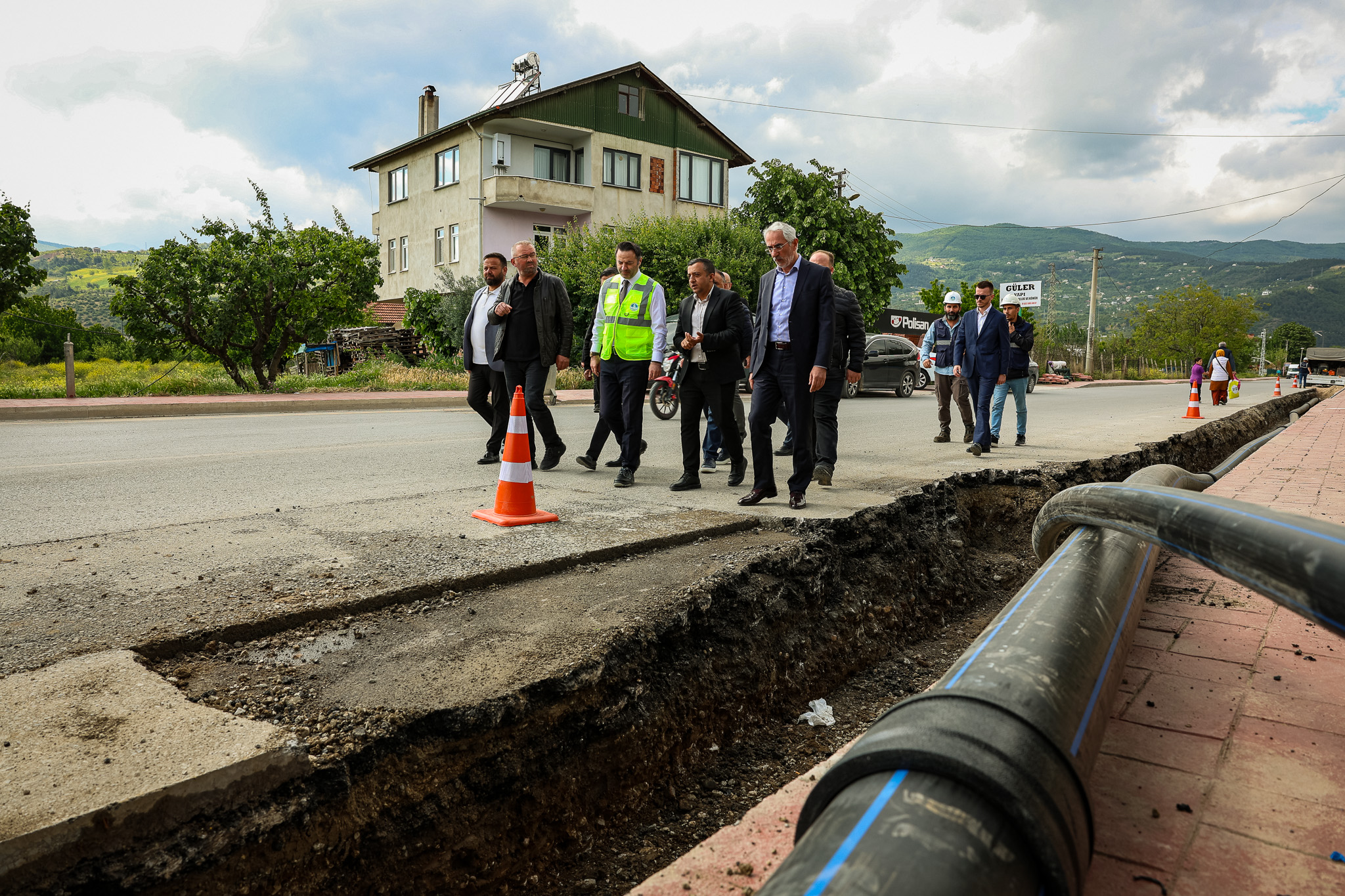 Geyve’de yenilenen 2 bin 500 metrelik hat ile su kayıpları önleniyor