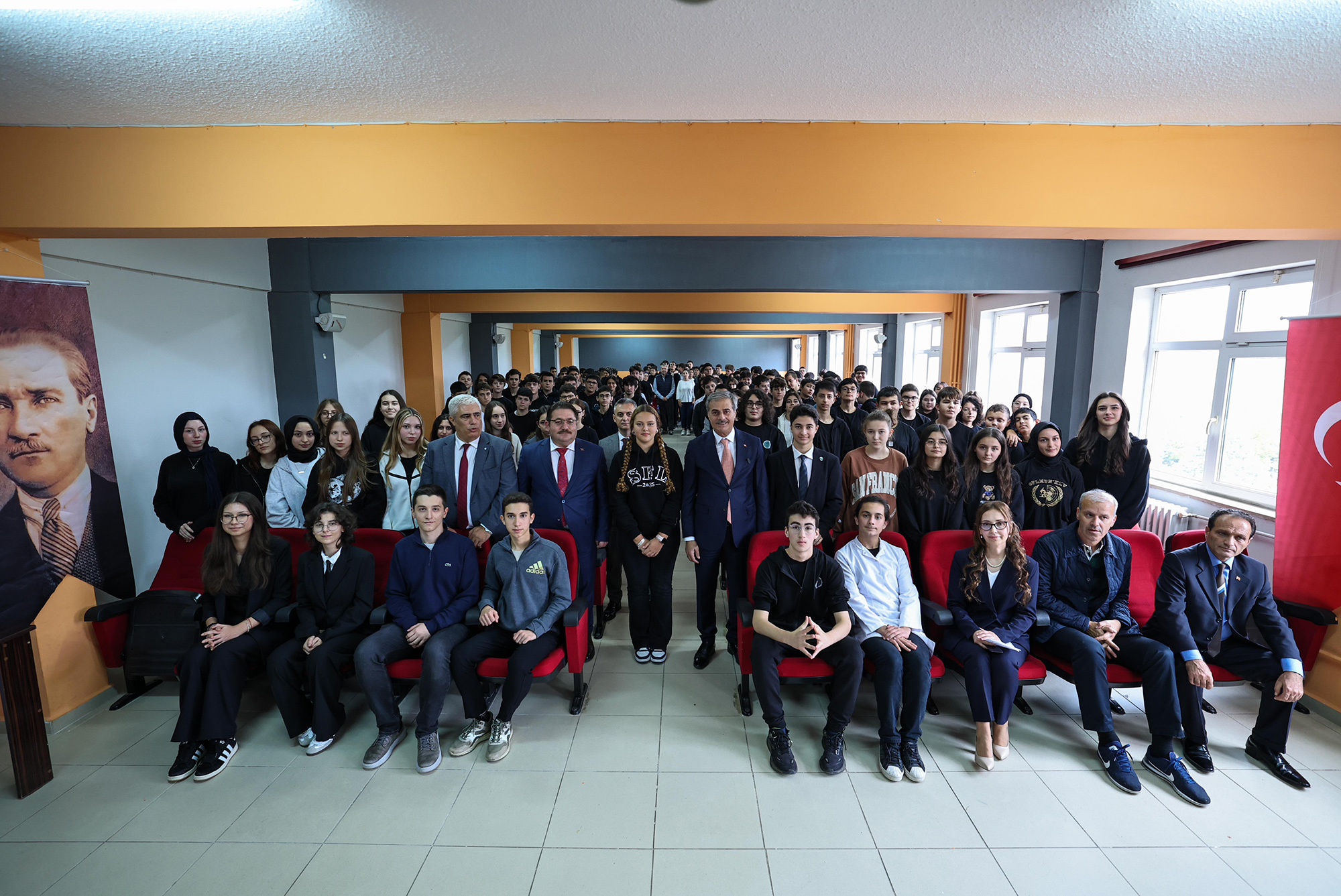 Sakarya gençliğine hizmet edecek eserleri bir bir hayata geçiriyoruz