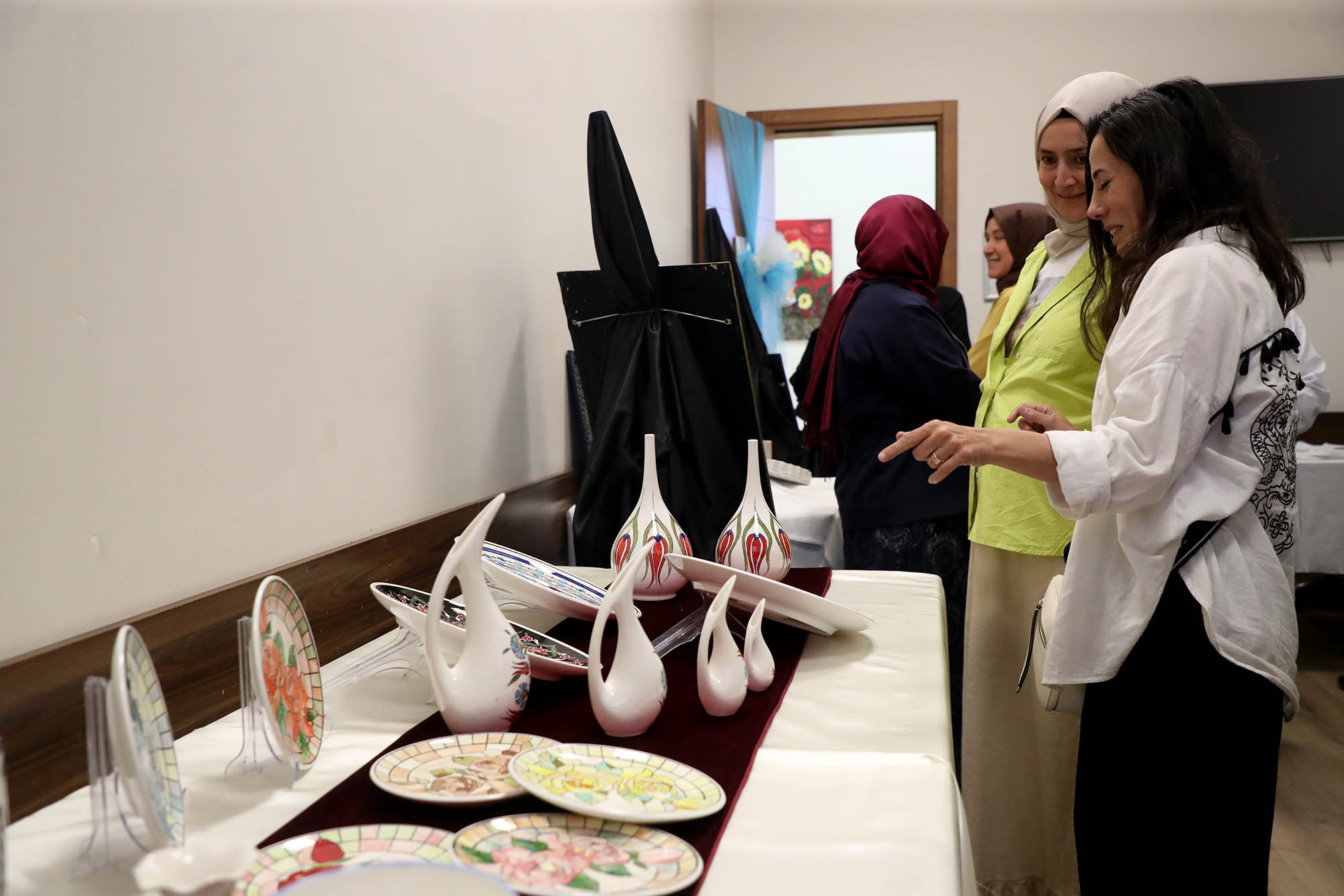 Sapanca SAMEK’te yılsonu sergisi heyecanı yaşandı