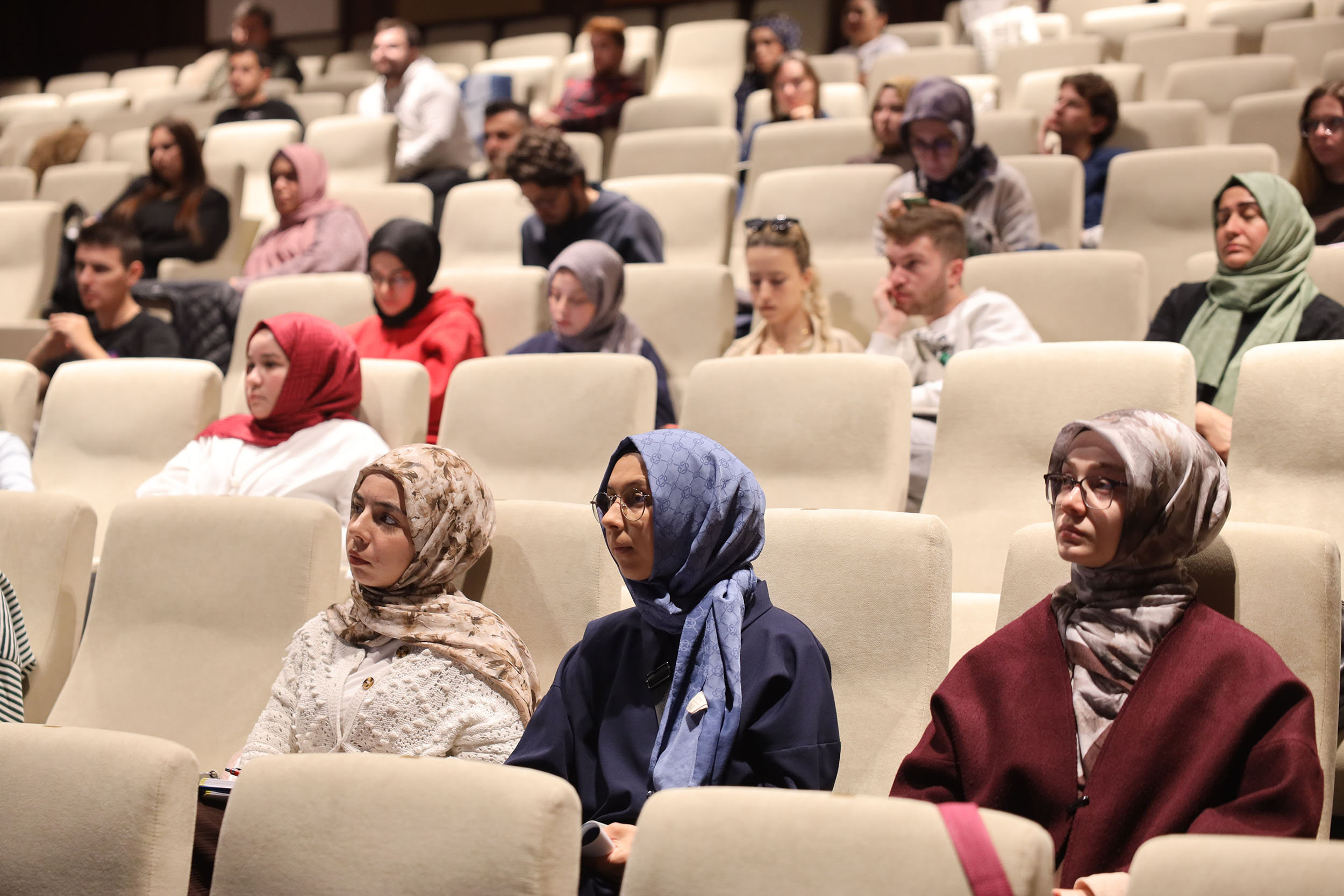 KPSS Ön Lisans adayları sınav öncesi Büyükşehir’le bilgilerini tazeledi