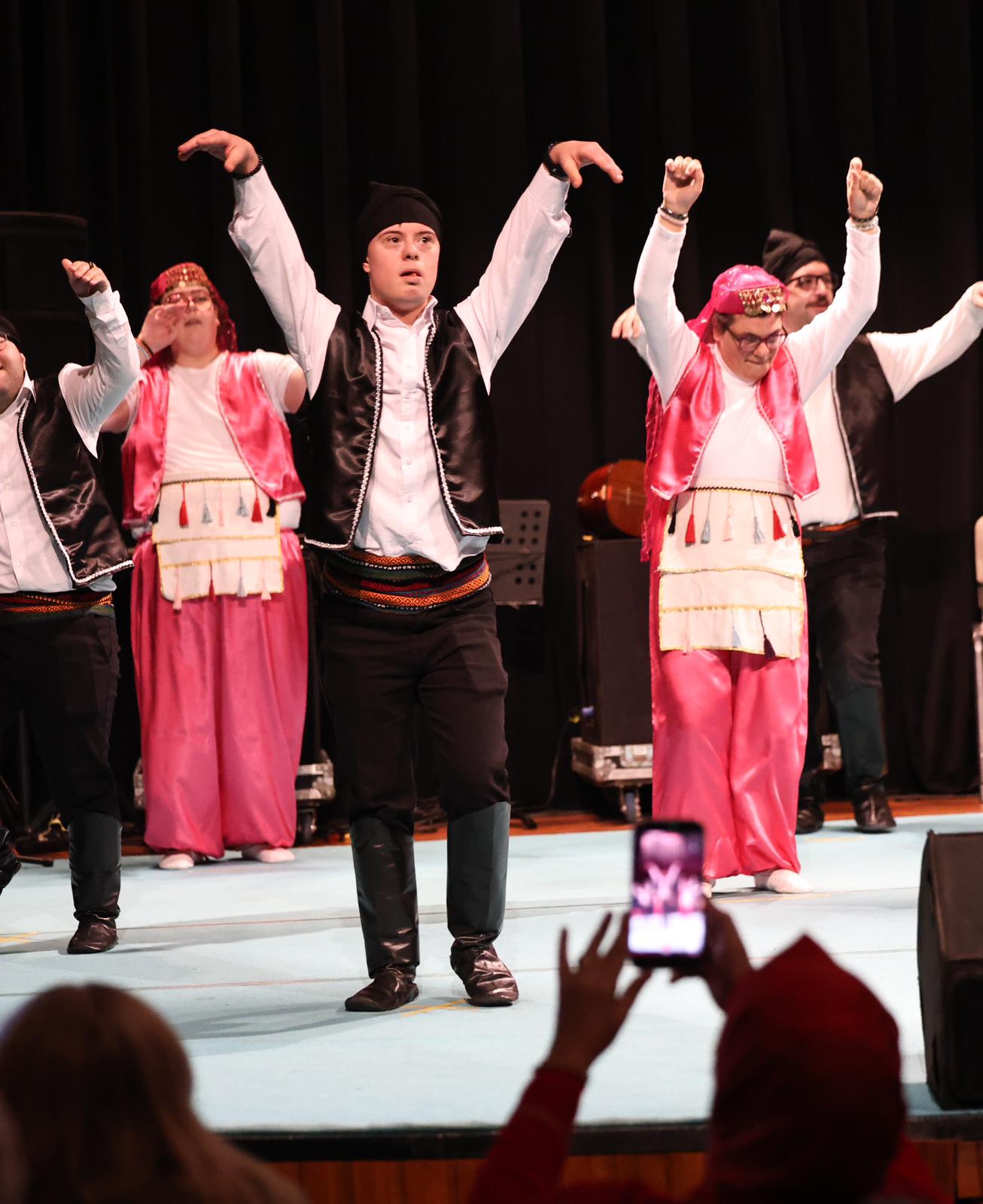 “Bugün sevgi ve dayanışmayı hatırlama, engelleri birlikte aşma günüdür”