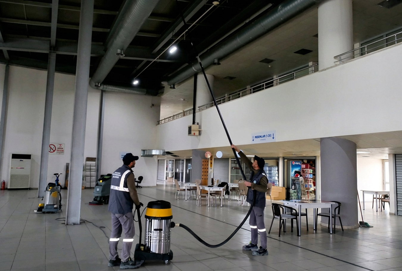 Büyükşehir’den terminalde detaylı temizlik seferberliği