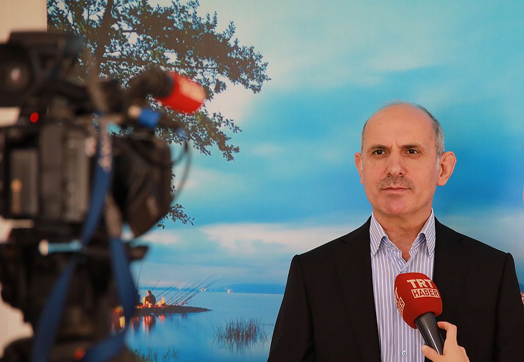 Gölü Türkiye’ye Örnek Projelerle Koruyoruz