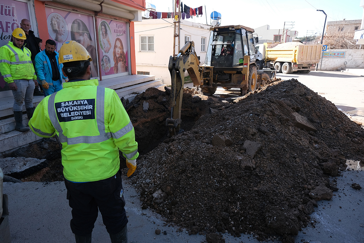 Kahramanmaraş’ın 75 mahallesinde altyapı çalışmaları aralıksız devam ediyor