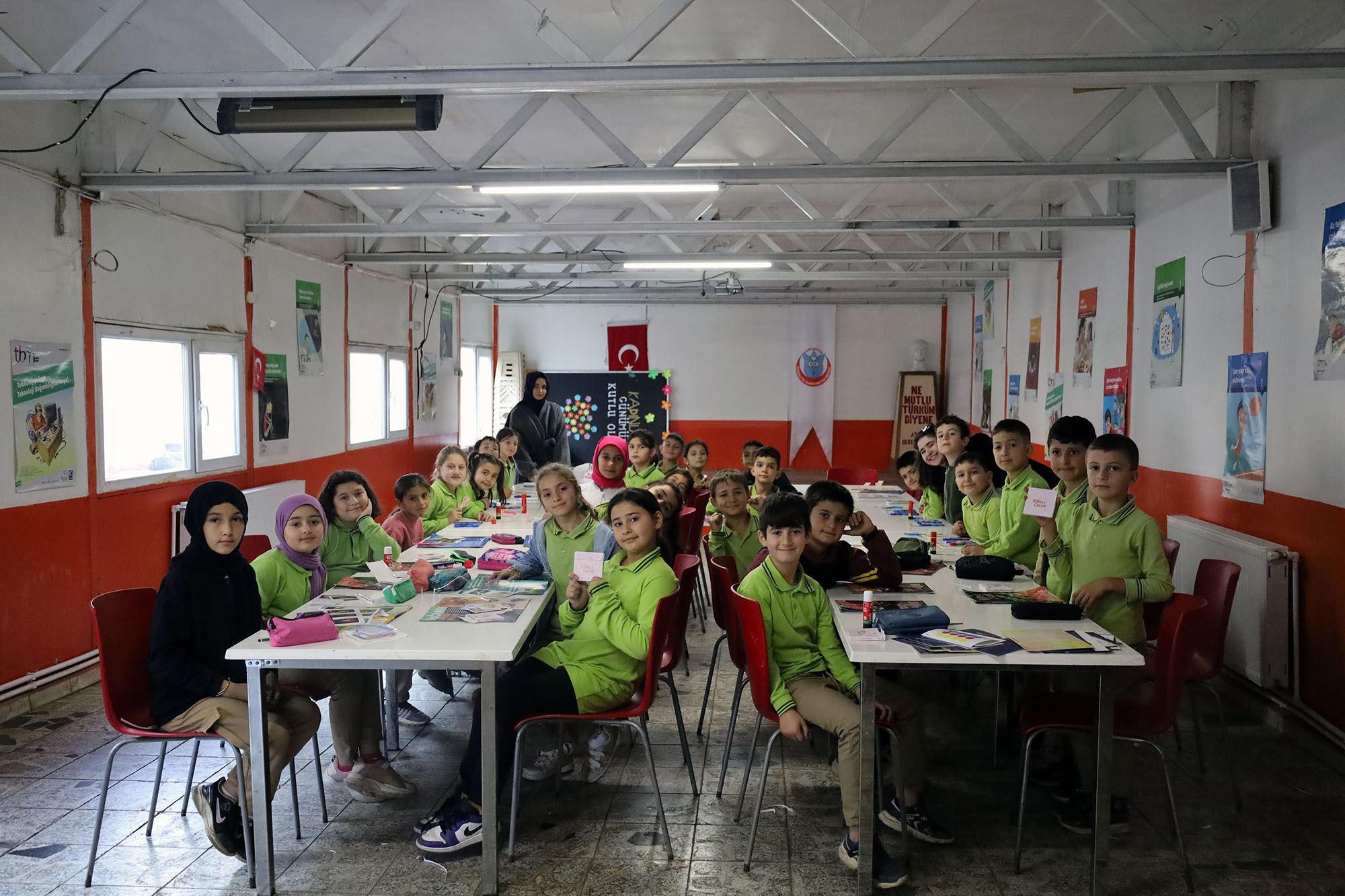 Bilimin renkli dünyasına adım attılar