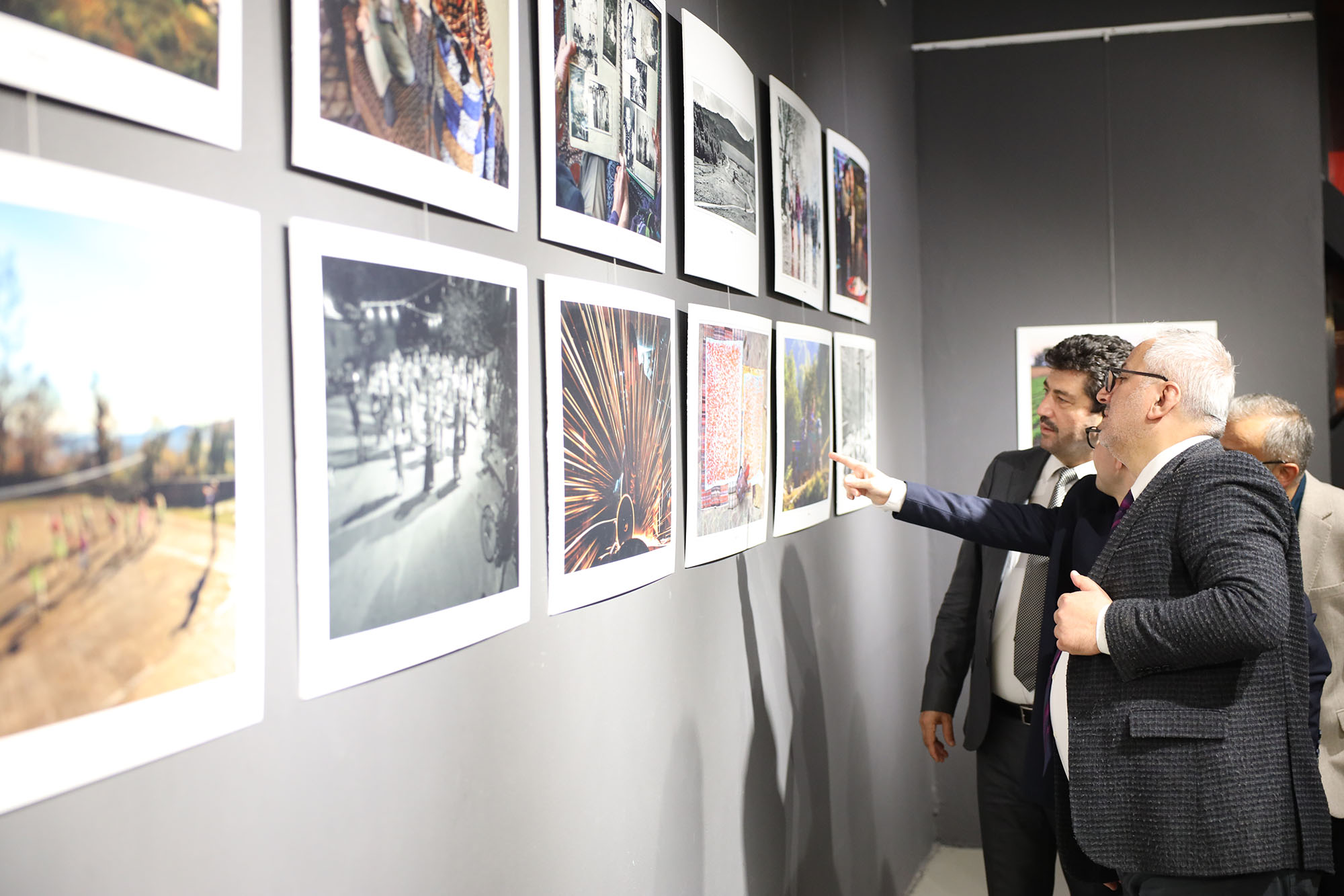 Sakarya’nın kültürünü yansıtan kareler OSM’de sanatseverle buluştu