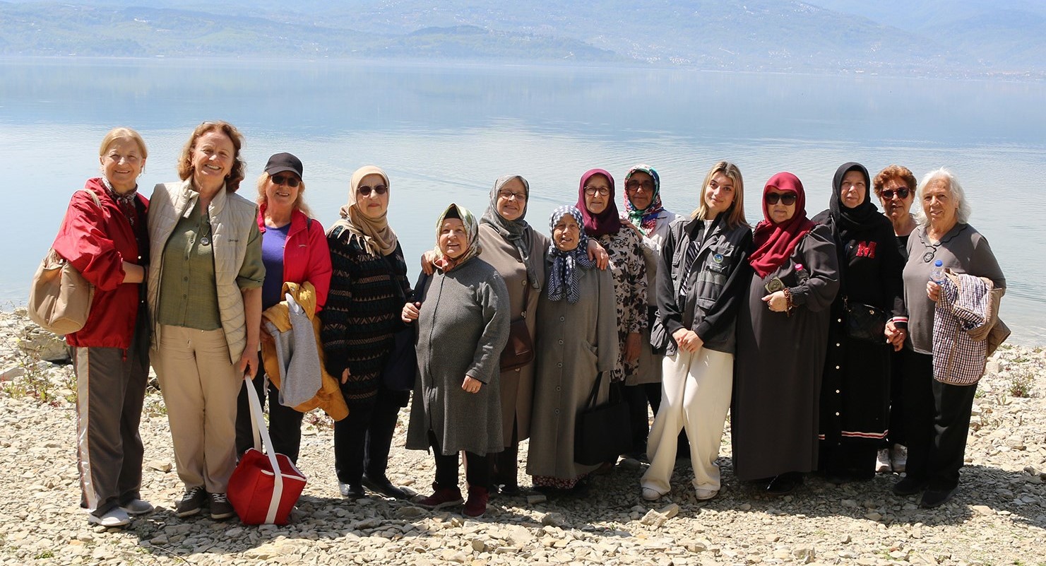 YADEM yaşlıları sağlıklı yaşam için Huzur Koridoru’nda yürüdü 