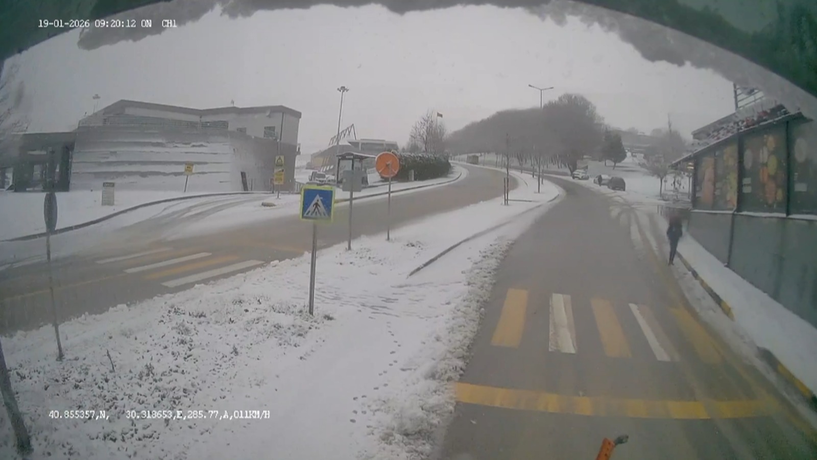 Büyükşehir 48 araç ve 100 kişilik timle karla mücadele mesaisinde: İşte son durum