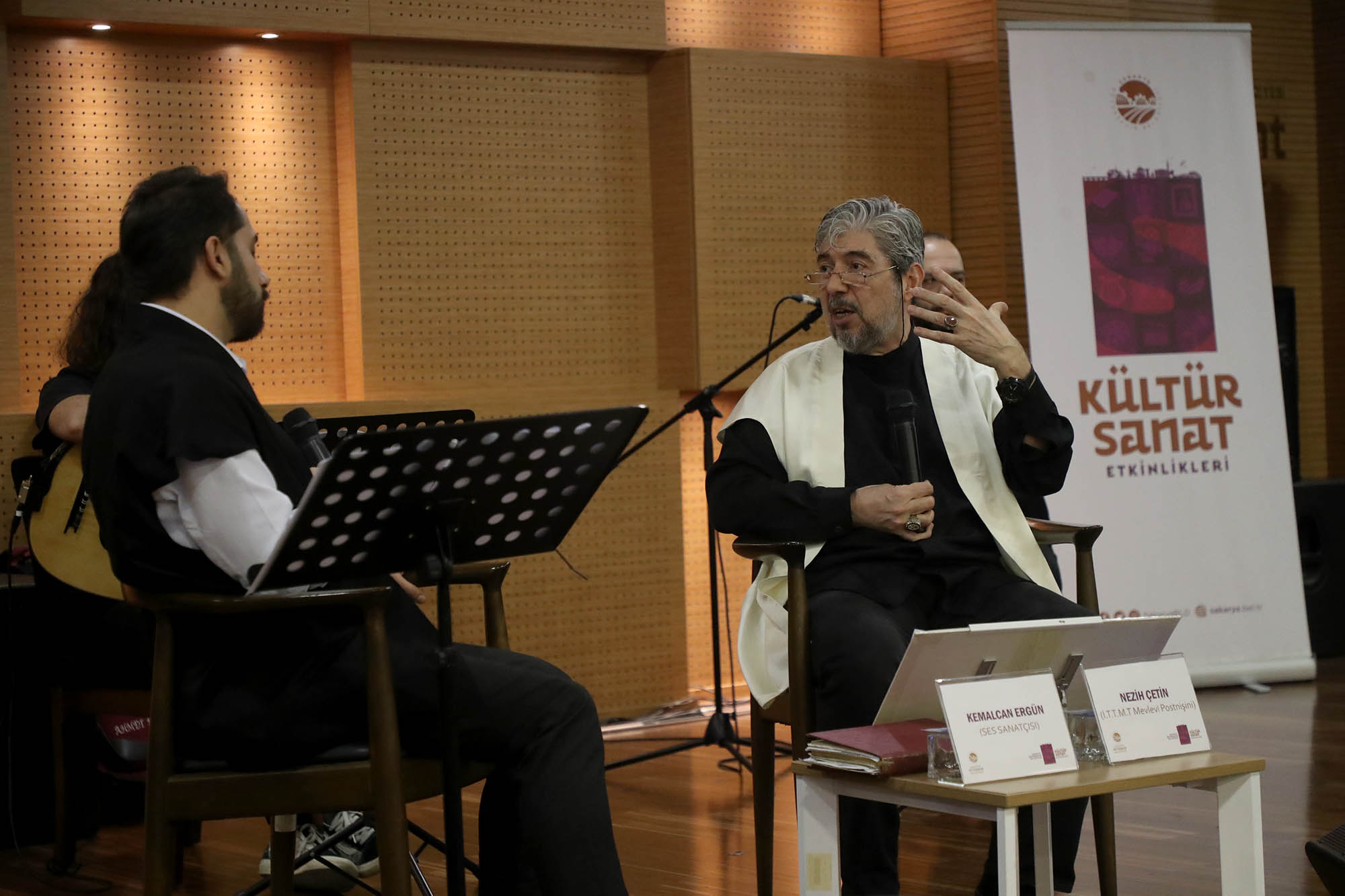 “Mevlana’nın sözleri her insanın kalbine dokunur”
