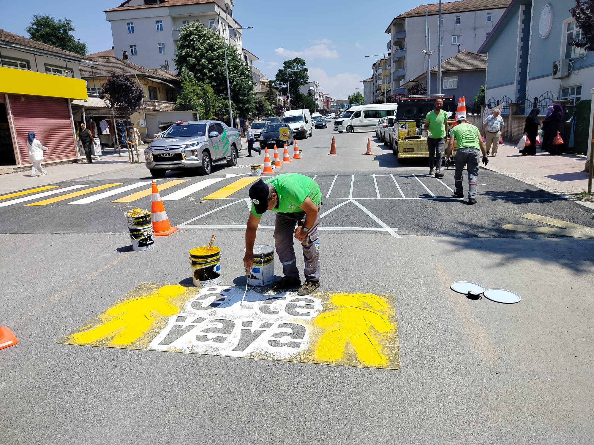 Kaynarca’nın yolları Büyükşehir’in dokunuşuyla daha güvenli ve güzel