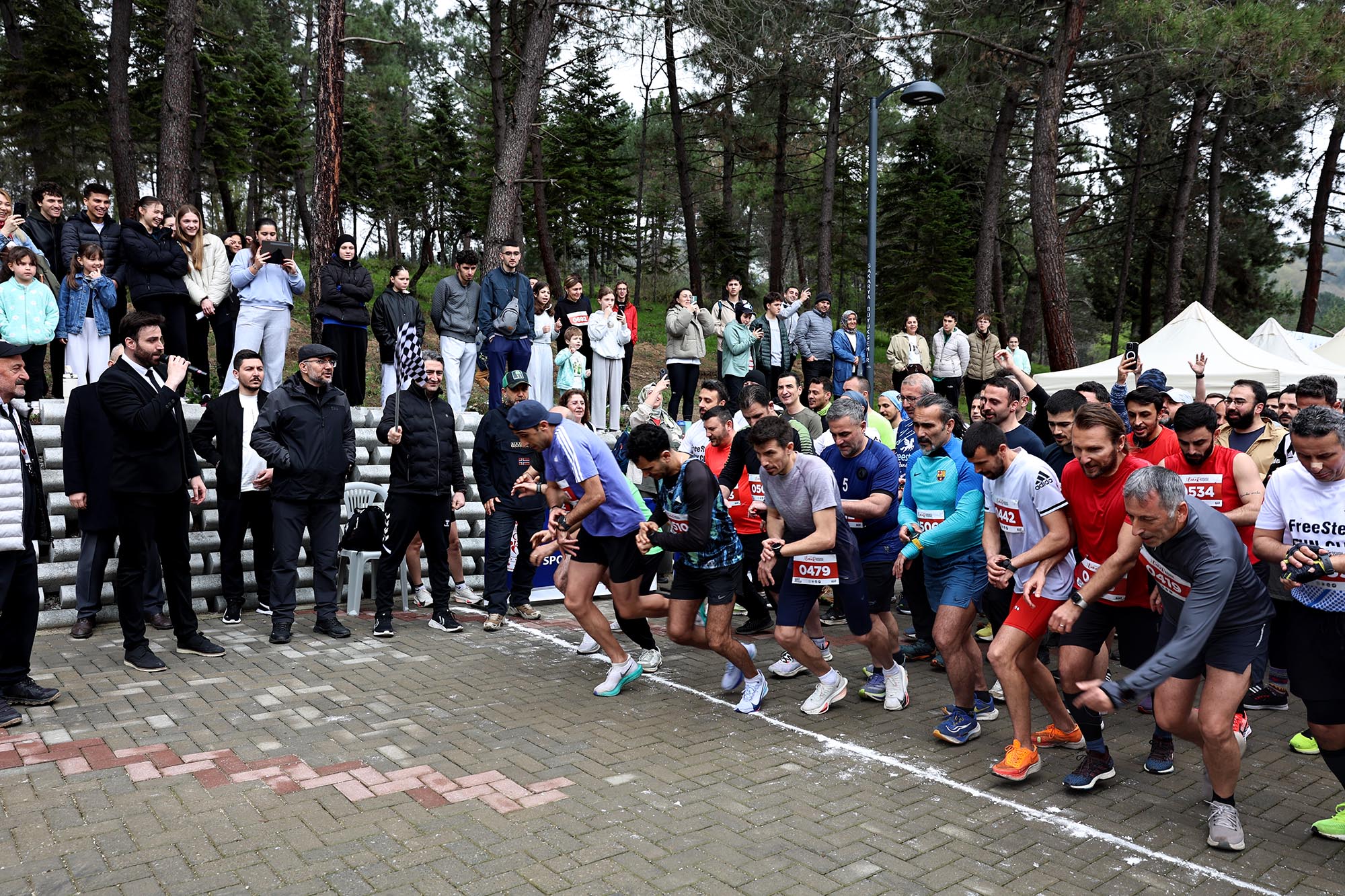 Sapanca’da Bahar Koşusu heyecanı: 700 sporcu Huzur Koridoru’nda buluştu