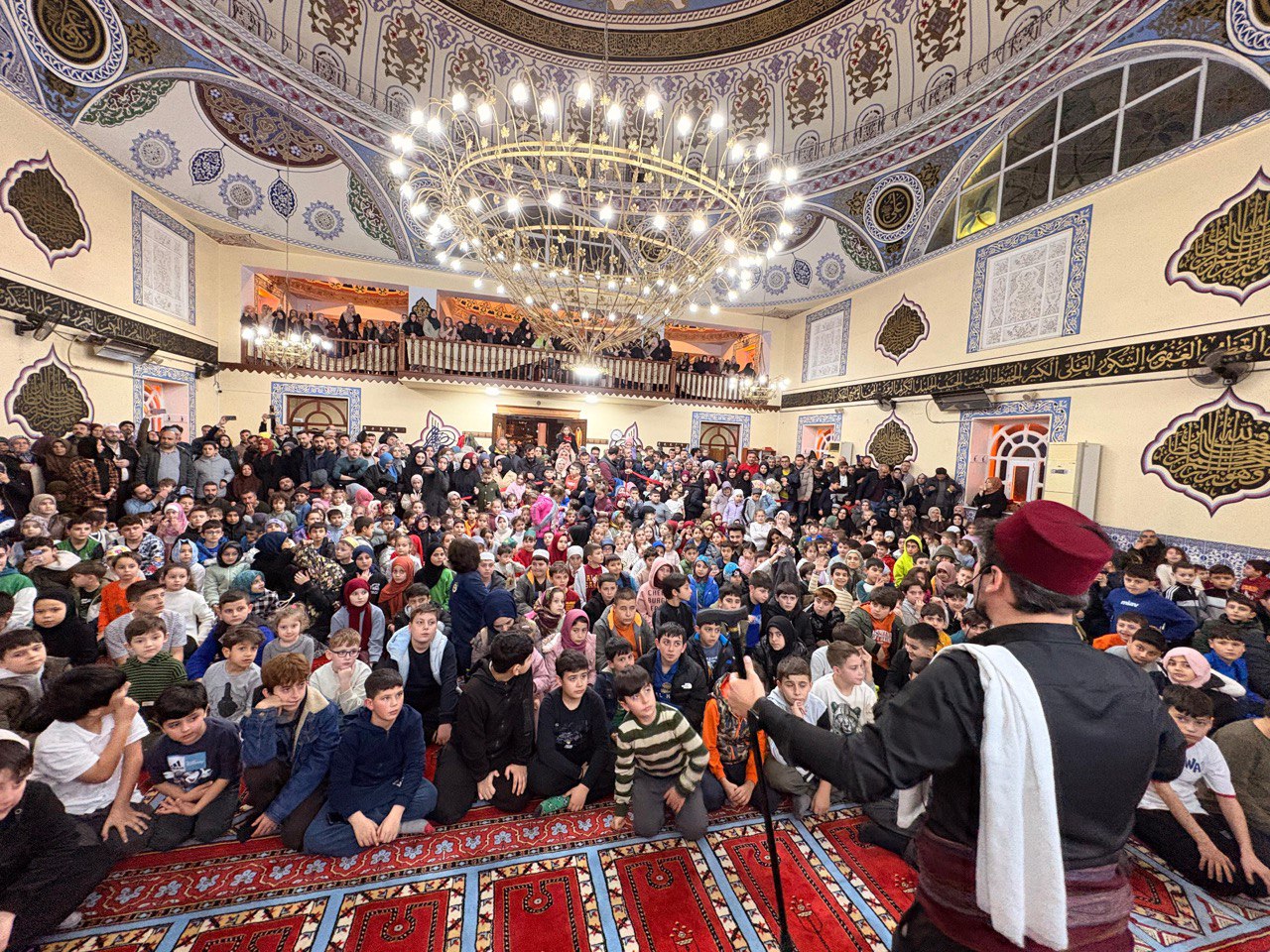 Çocuklarla Ramazan programı ilk haftasında 2 bin 500 çocuğa neşe saçtı