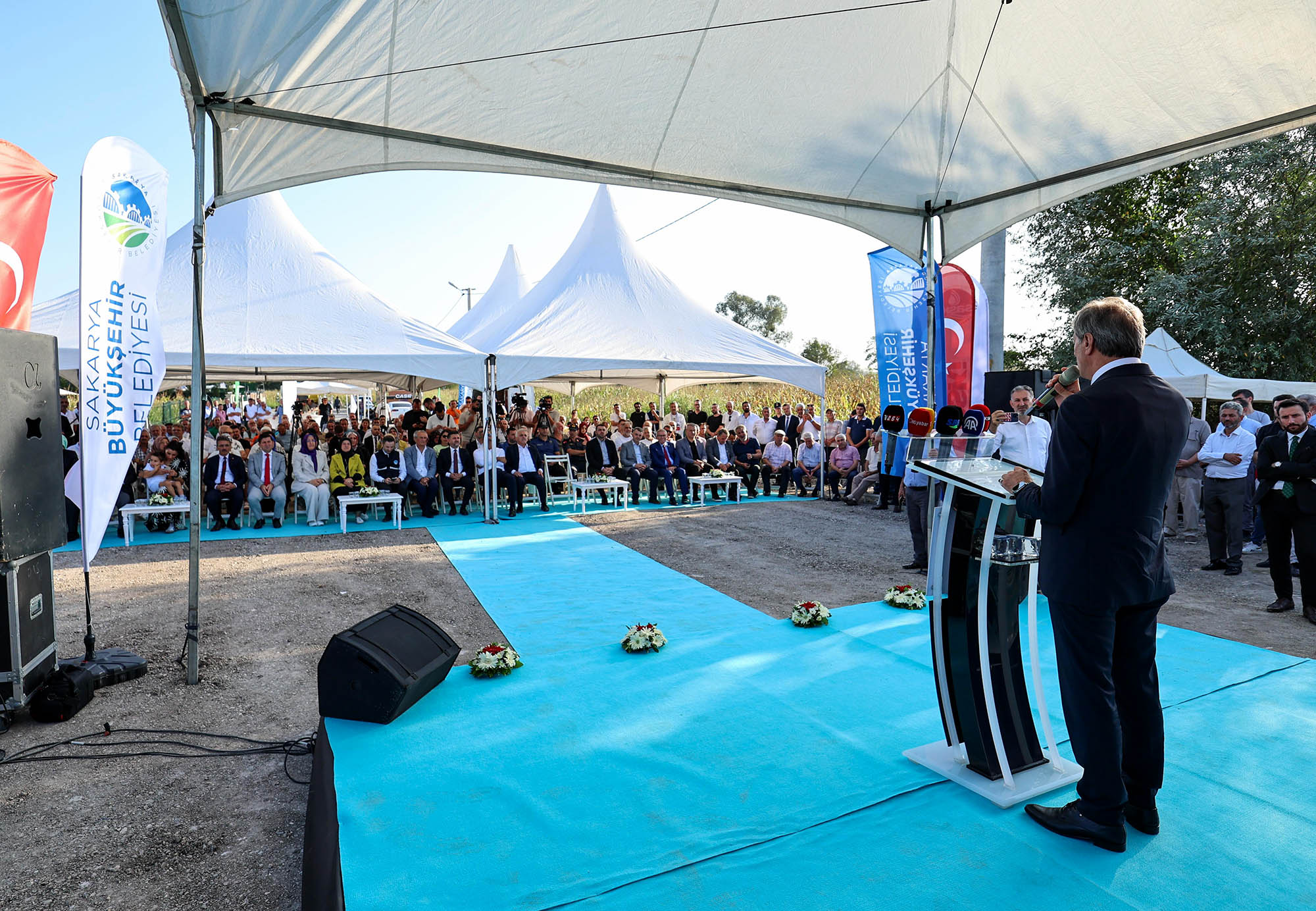 “180 milyon TL’lik altyapı yatırımı Söğütlü’ye hayırlı olsun”