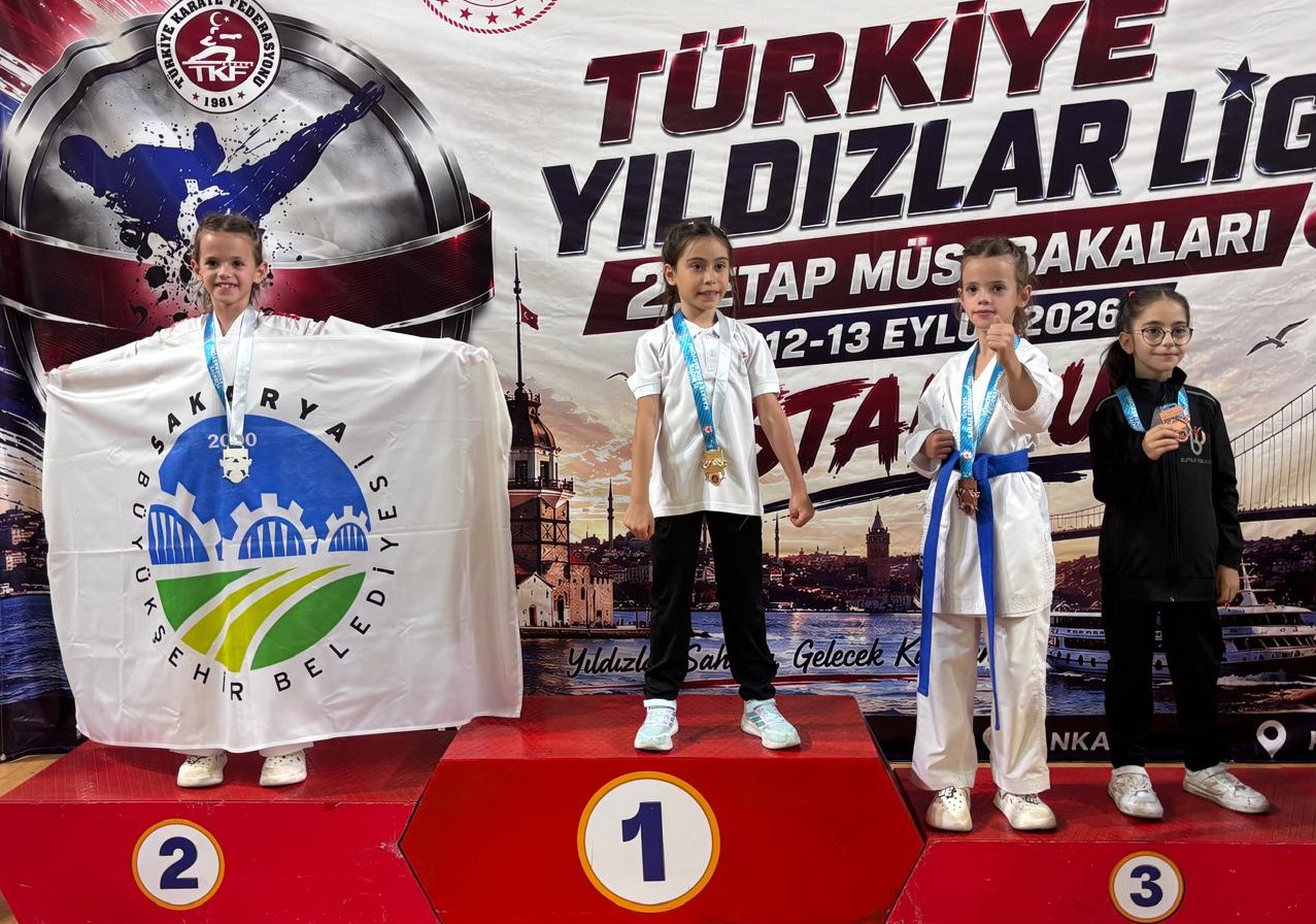 Büyükşehir sporcularından farklı branşlarda gururlandıran başarı