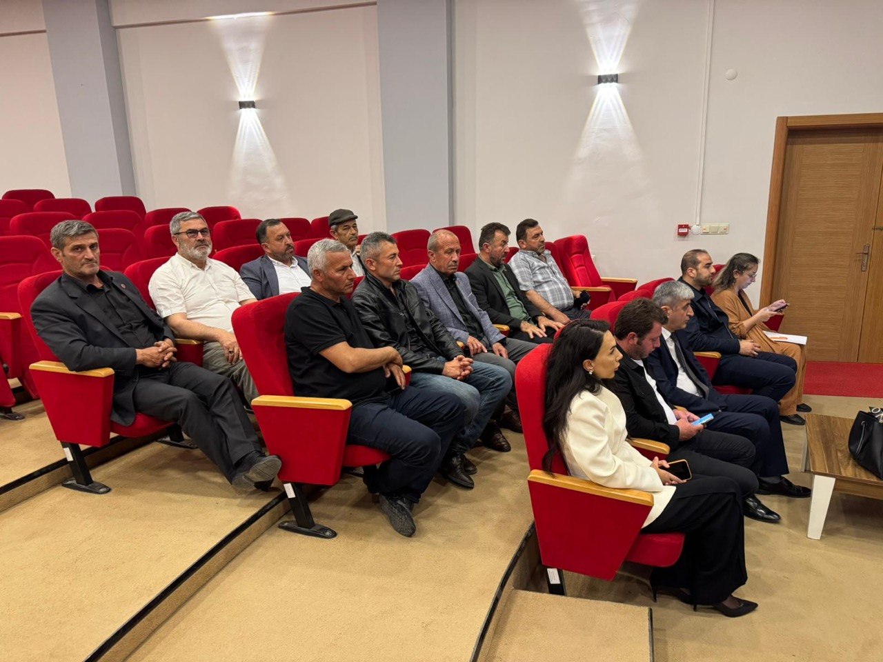 Kaynarca’da muhtarlarla sosyal hizmet buluşması
