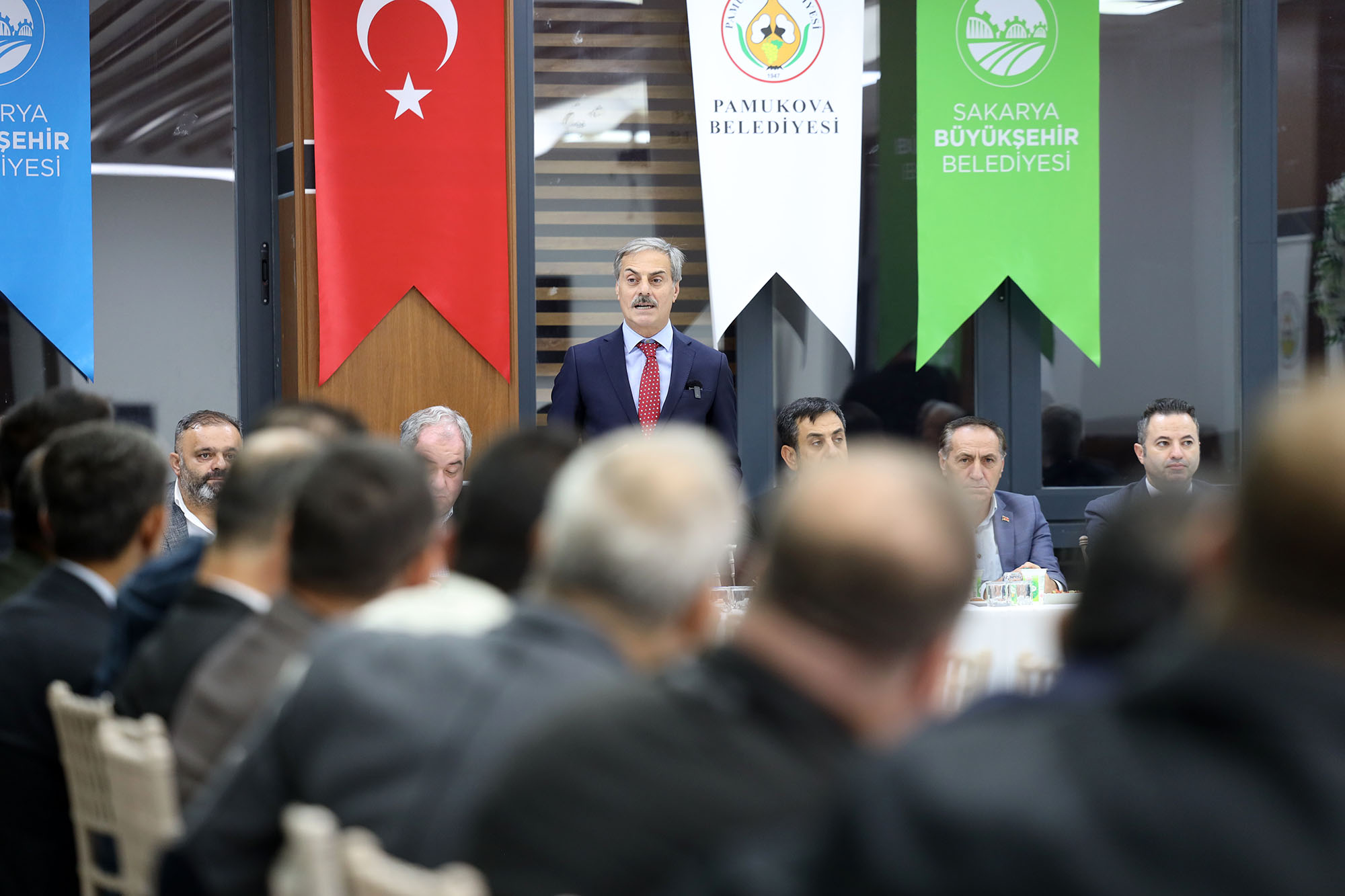 “Pamukova’nın yeni meydanı için hazırlık yapıyoruz”