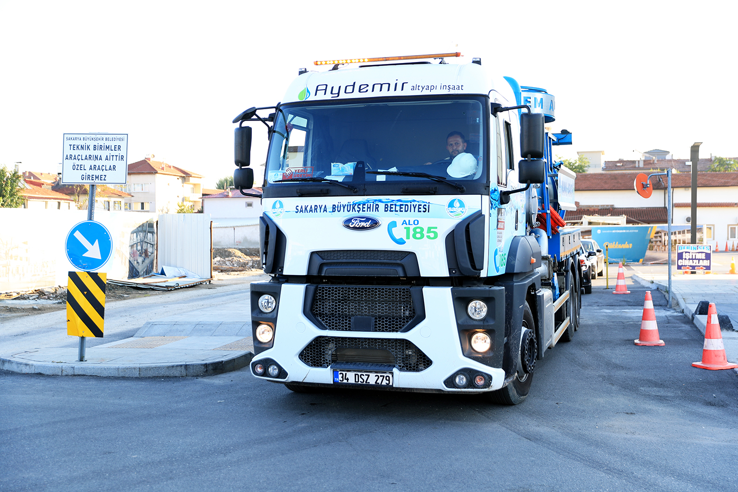 Sakarya’dan afet bölgesine destek ekipler gönderildi