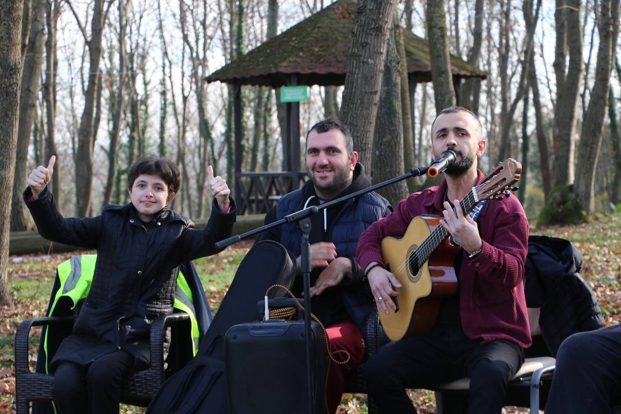 Özel bireyler doğayla iç içe bir gün geçirdi