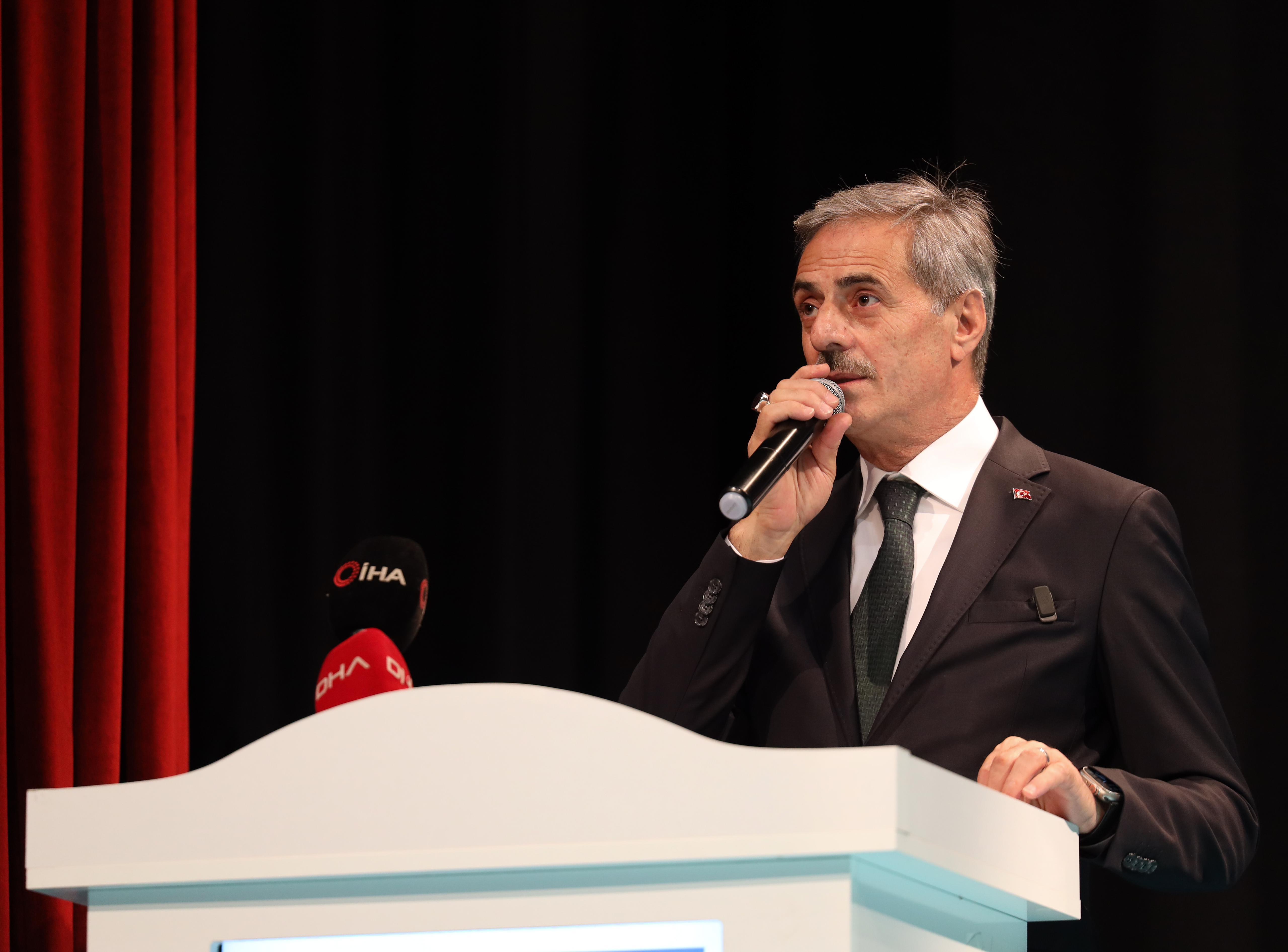 “Takip eden değil, tasarlayan, üreten, yön veren bir gençliğimiz var”