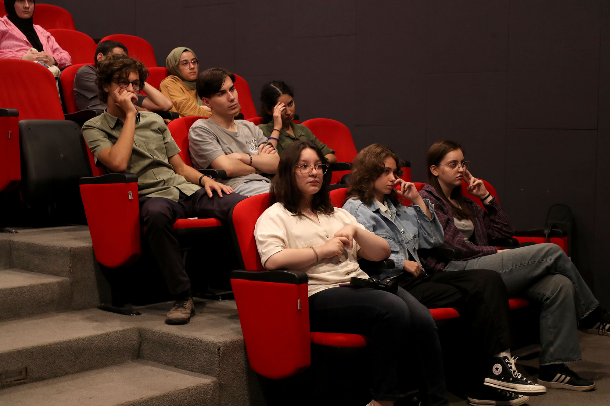 Sinema eleştirmeni Enver Gülşen gençlik psikolojisini yeşil perdeyle anlattı 