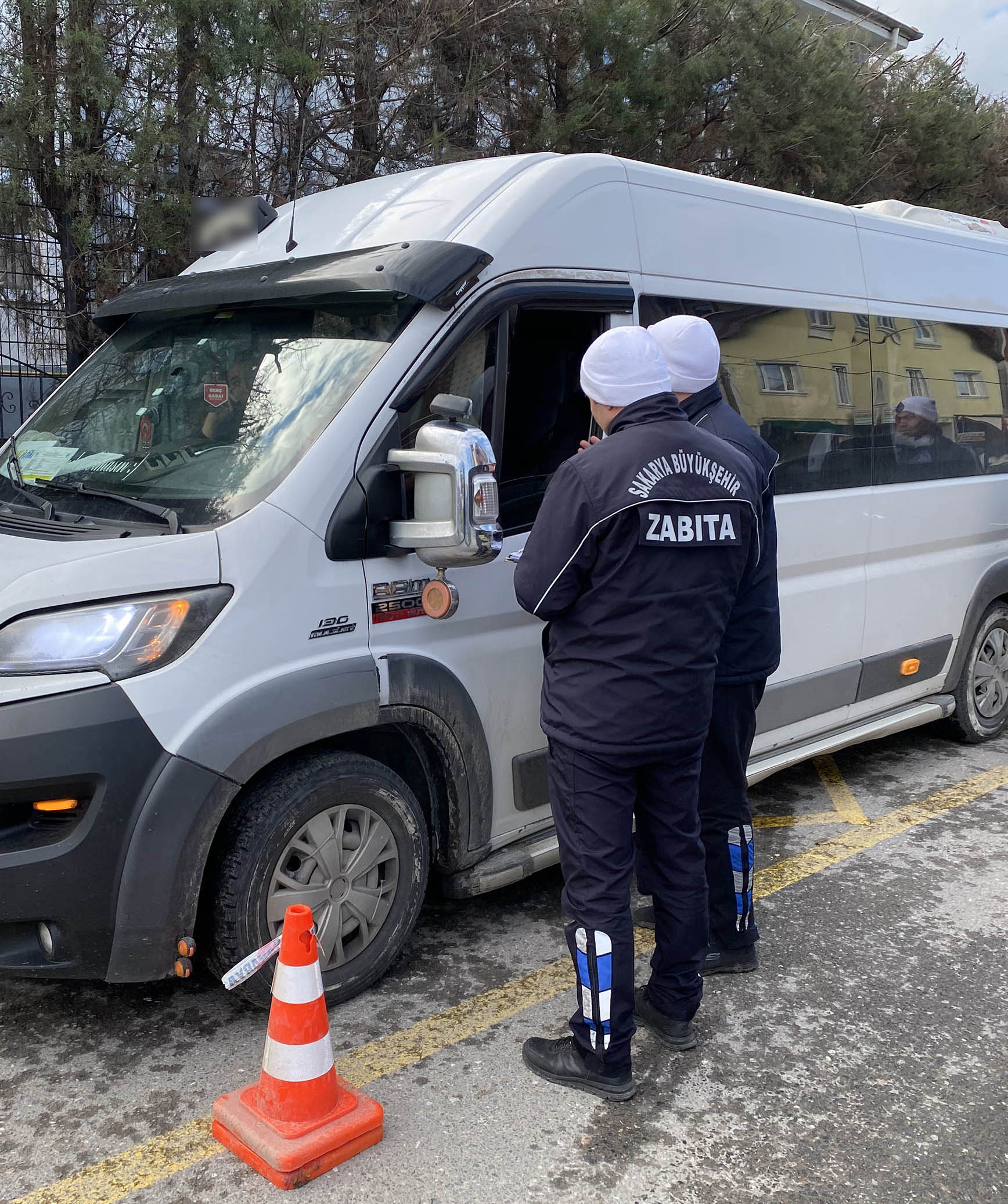 Büyükşehir öğrencilerin güvenliği için sahada: Tek tek denetim yaptılar 