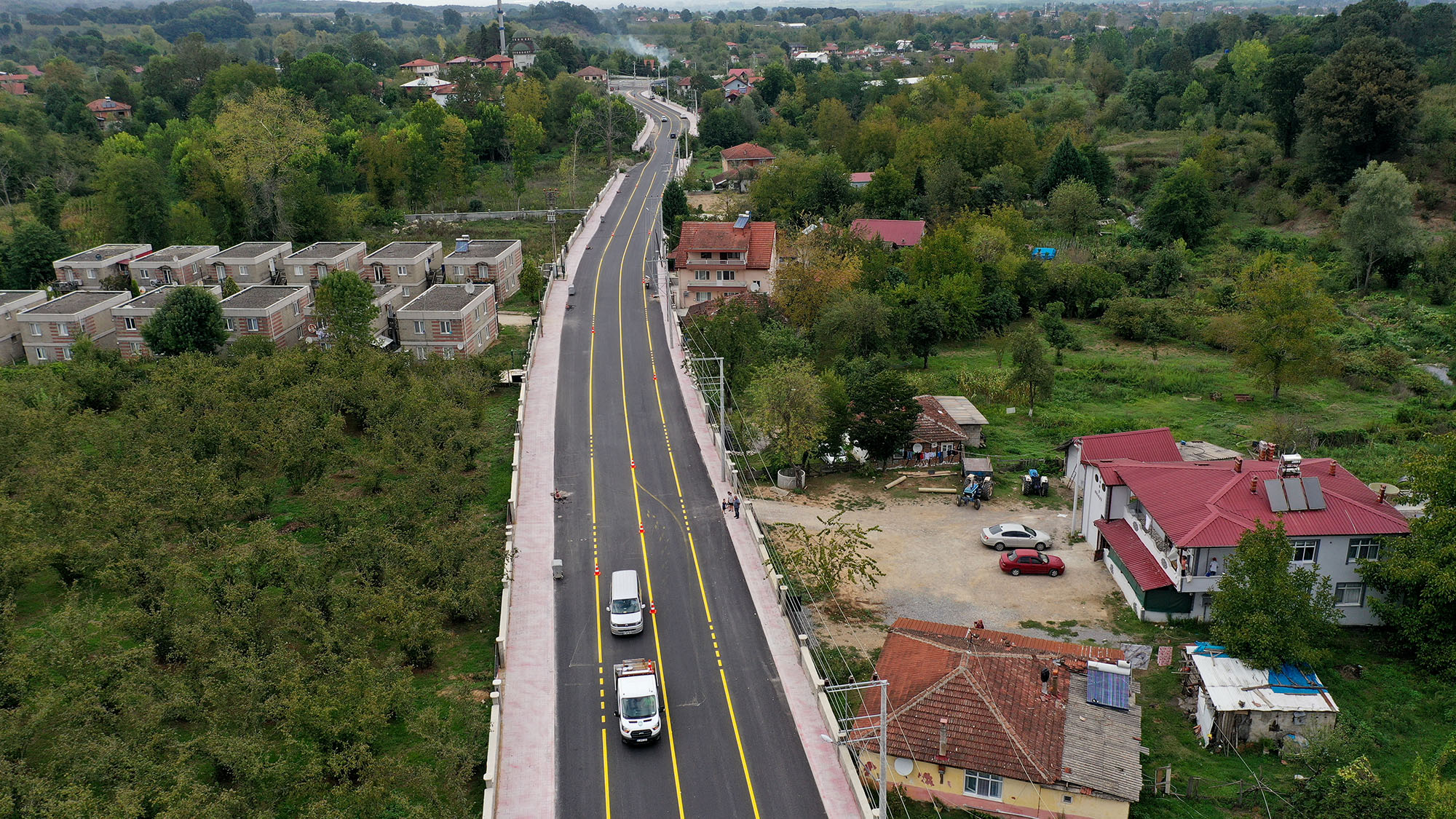 Büyükşehir Mesudiye’yi tablo gibi işledi: Karapürçek’in ulaşım hattında yepyeni bir sayfa