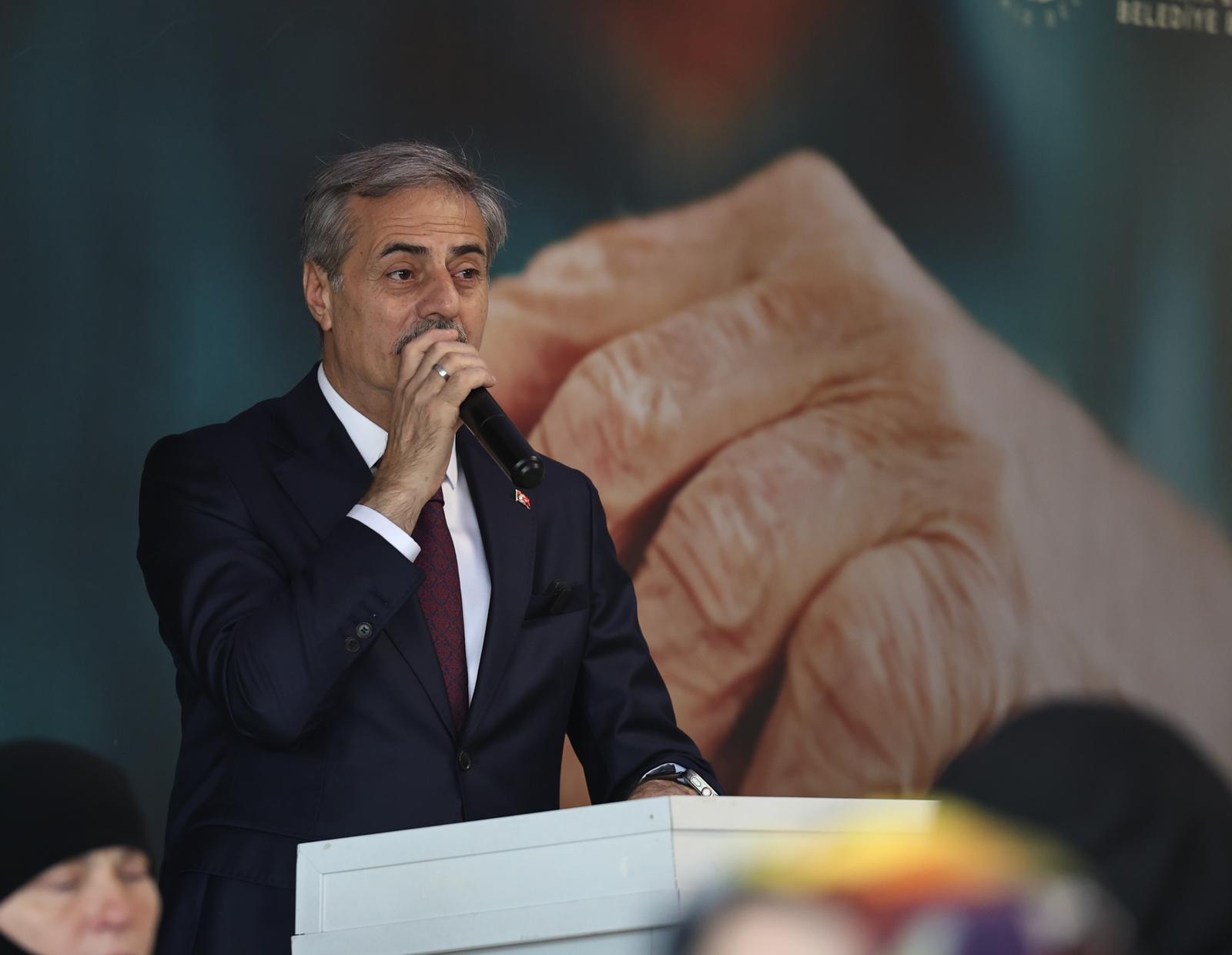 Hiçbir zaman yalnız değilsiniz ve biz de sizin duanızla güçlüyüz