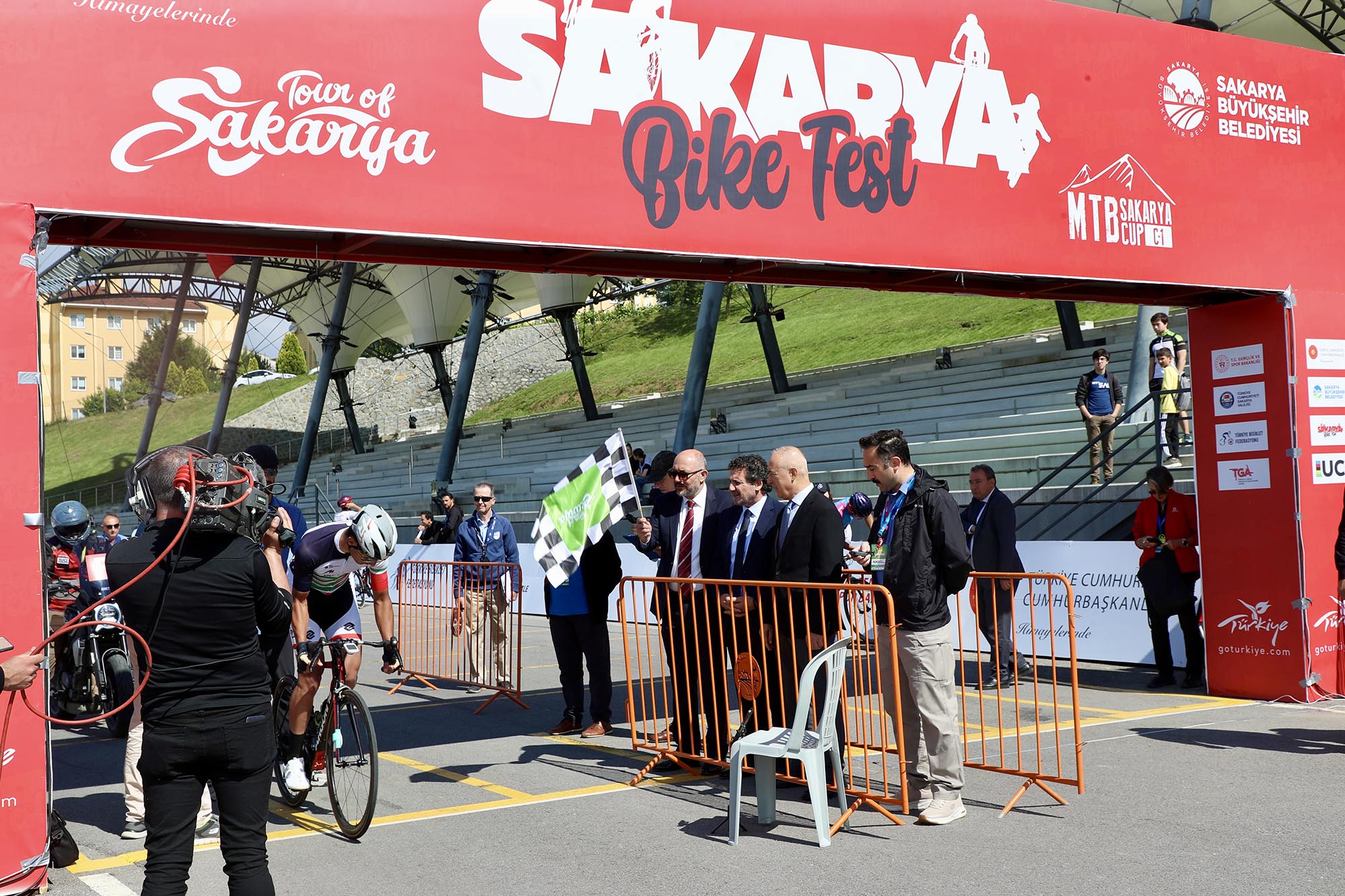 Pedallar döndü, Sakarya’da heyecan fırtınası başladı