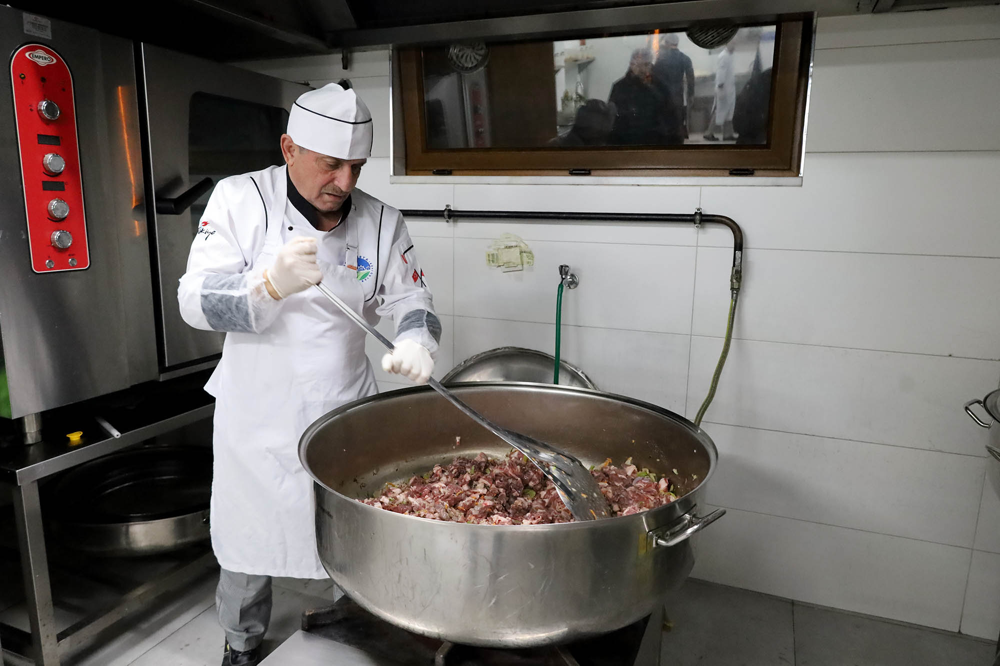 Büyükşehir aşevi Ramazan boyunca vatandaşların yanında olacak