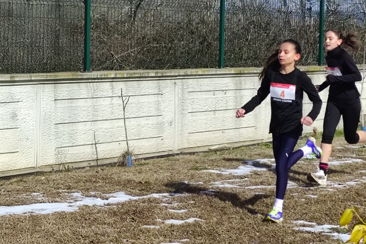 Büyükşehir’in atletlerinden arka arkaya 8 derece