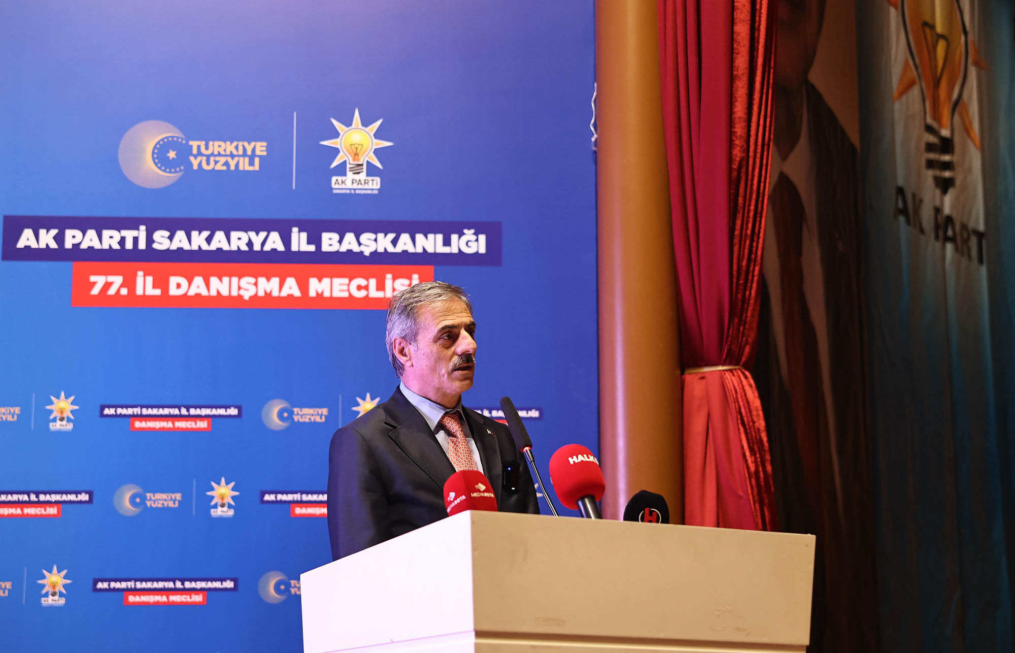 “Sakarya tarihine iz bırakacak işler yapmak için çalışıyoruz”