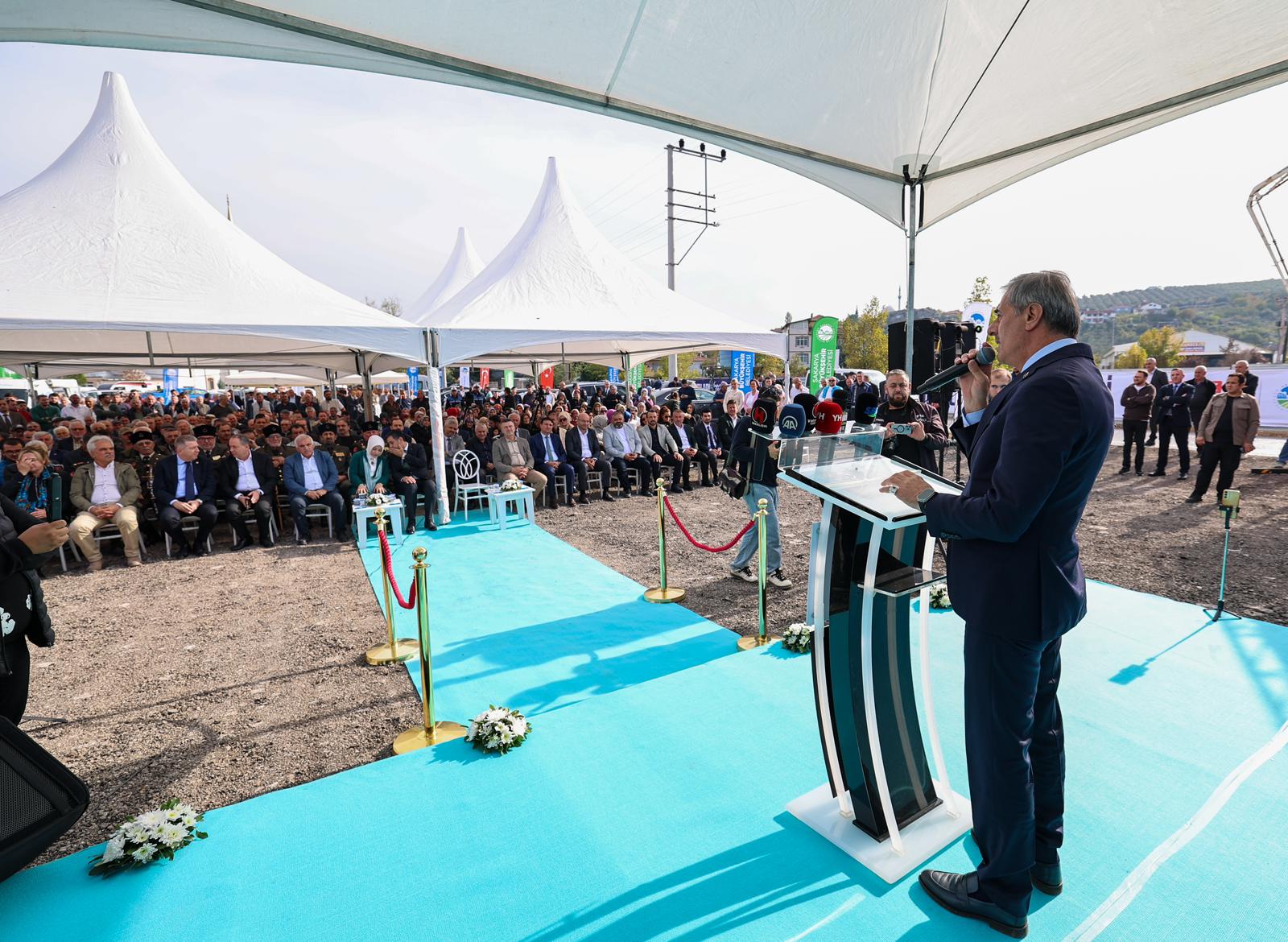 Mekece’de sosyal tesisin temeli atıldı: Yusuf Alemdar Pamukova’da yeni müjdeleri paylaştı