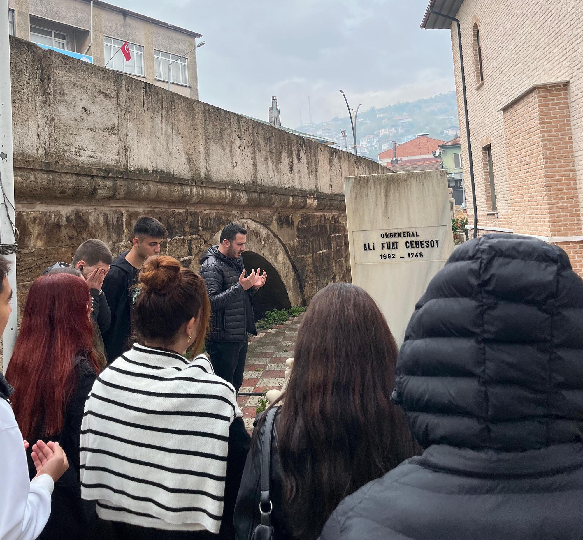 SUBÜ’nün gençleri Büyükşehirle Sakarya’nın tarihinde yolculuğa çıktı