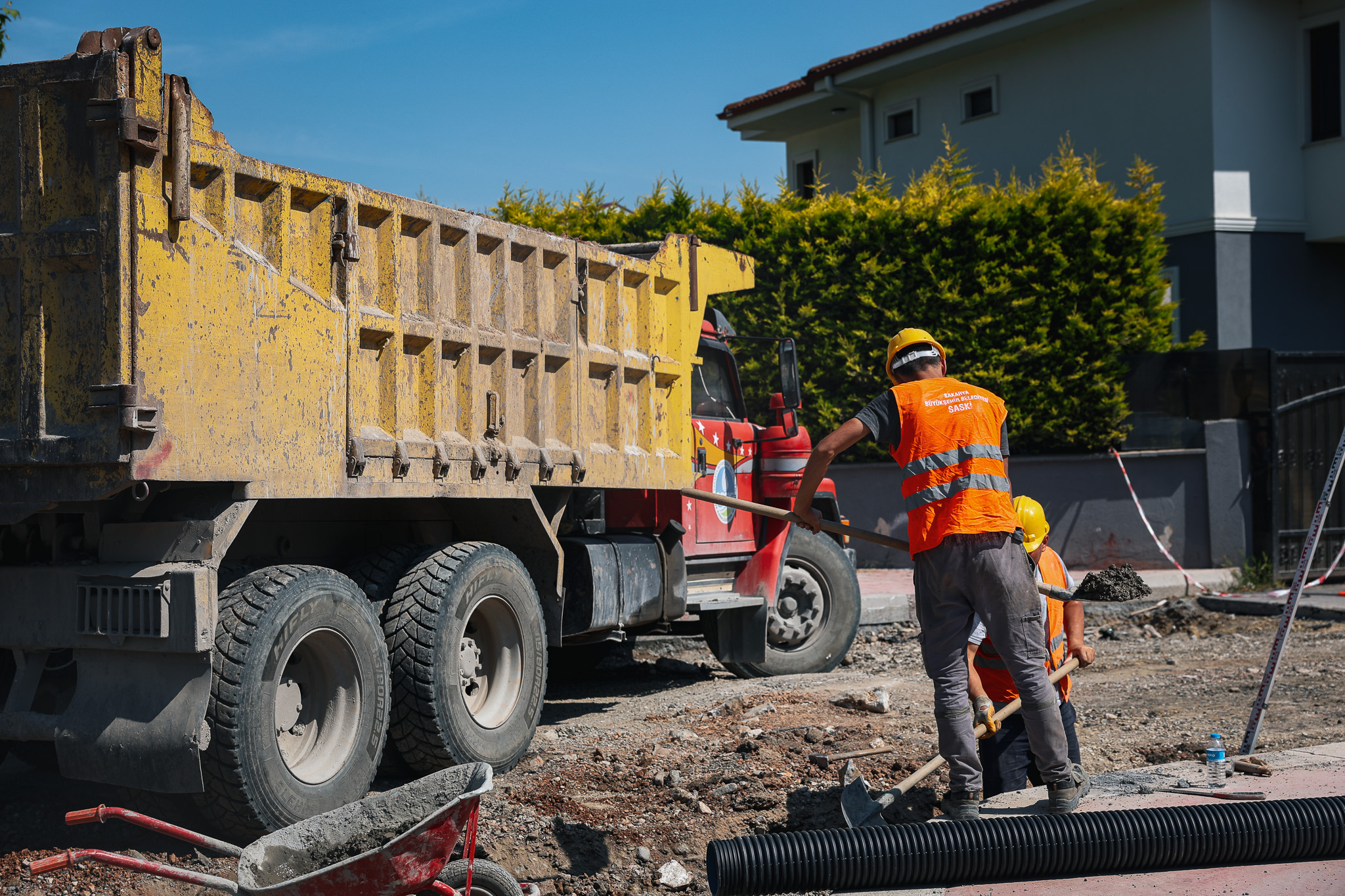 Şehit Mehmet Karabaşoğlu Caddesi’nin alt yapısı tamamlandı