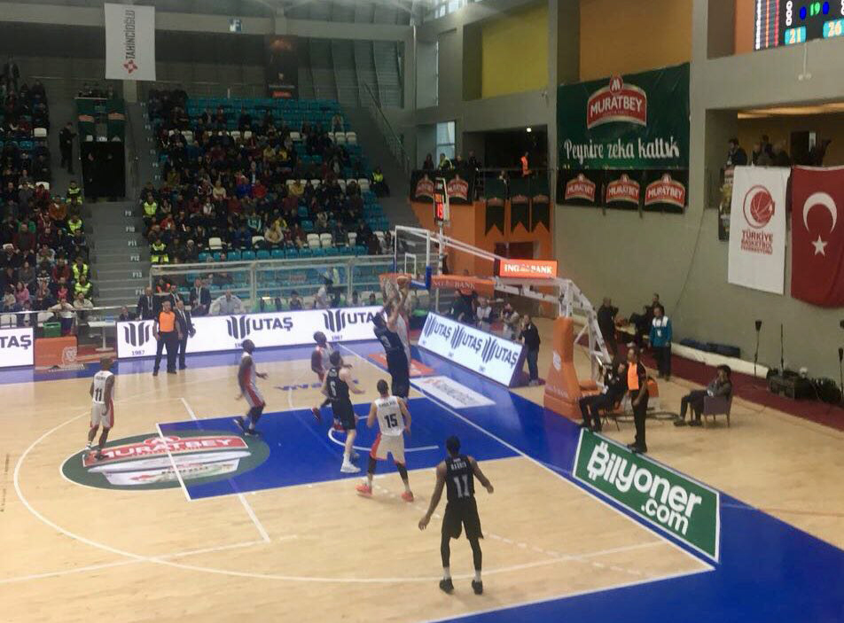 Büyükşehir Uşak’tan galibiyetle dönüyor