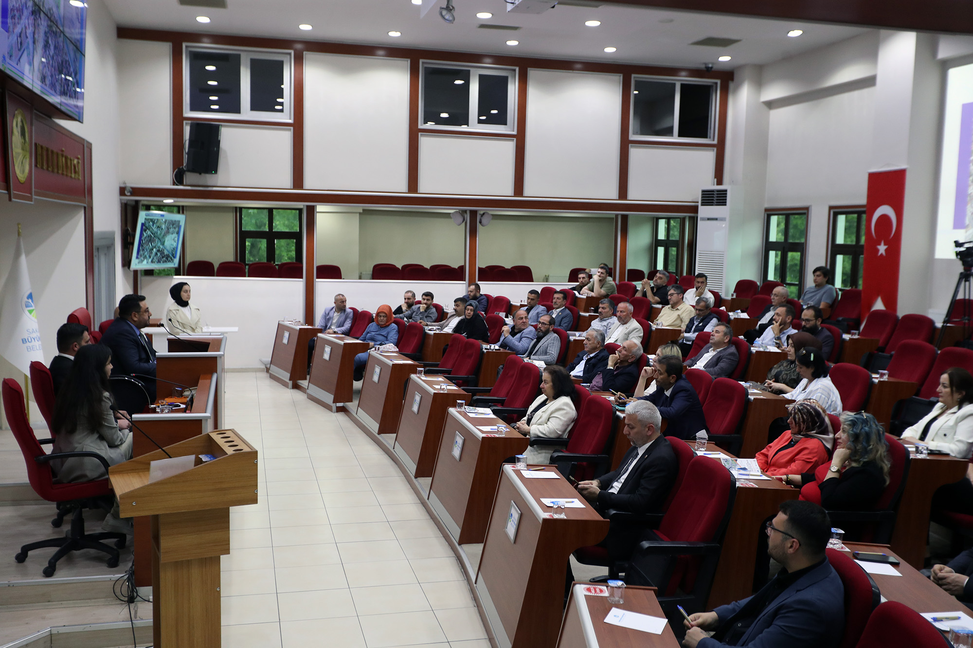 Yazlık Katlı Kavşağı için bilgilendirme toplantısı: Vatandaşlar merak ettiklerine cevap aradı