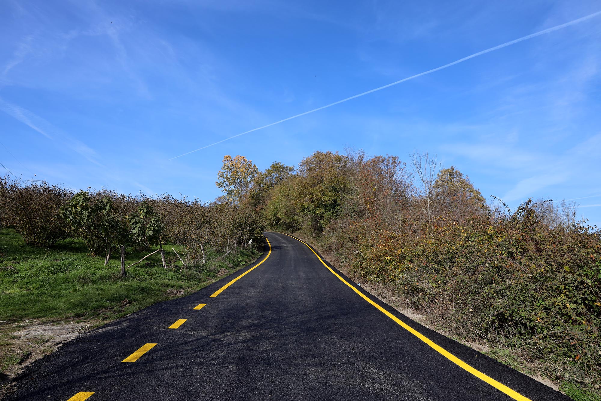 Karasu ulaşımına yön veren hummalı mesai: 4 mahallede yollar sil baştan…