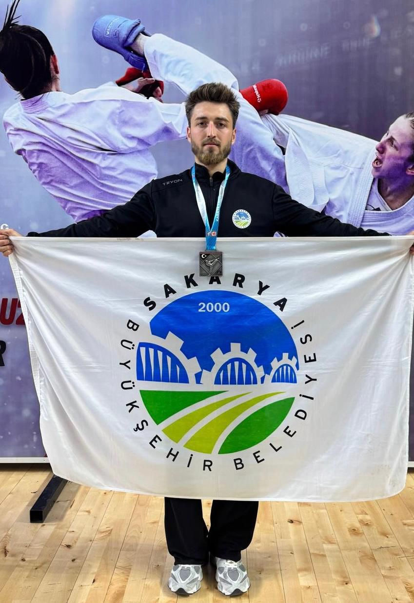 Büyükşehir sporcularından en özel dereceler