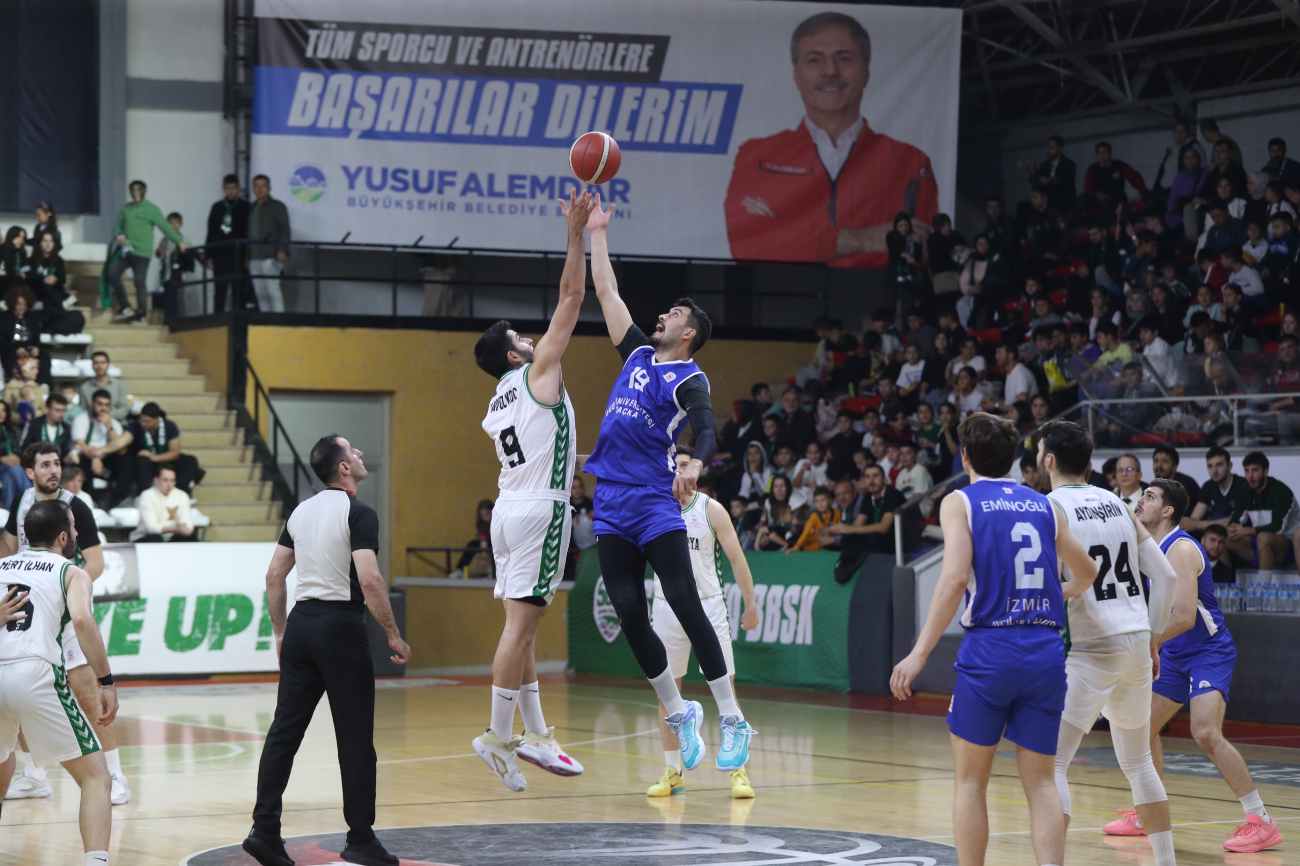 Büyükşehir Basketbol’dan zirveye ilk adım: 96-52
